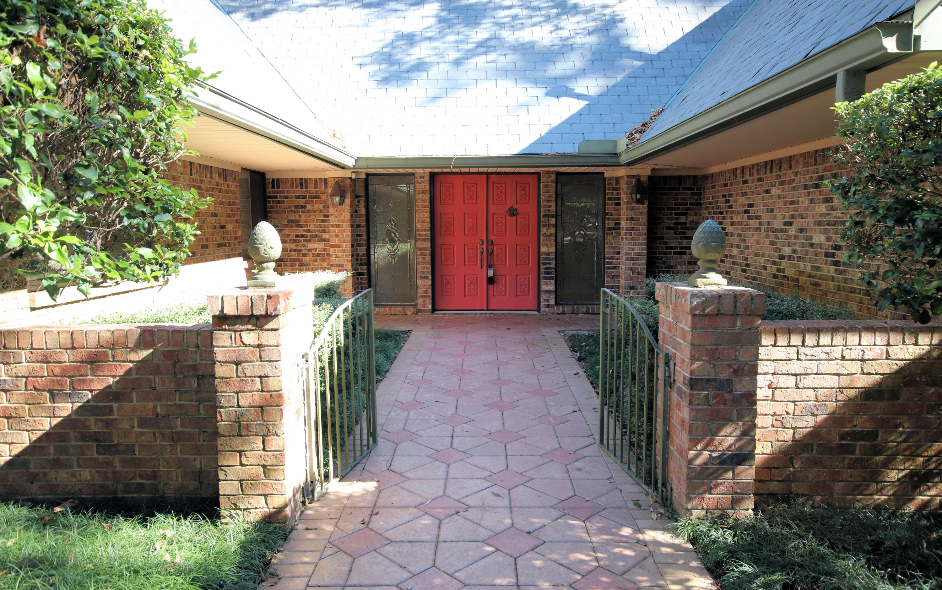 BAHIA VISTA - Residential Lease
