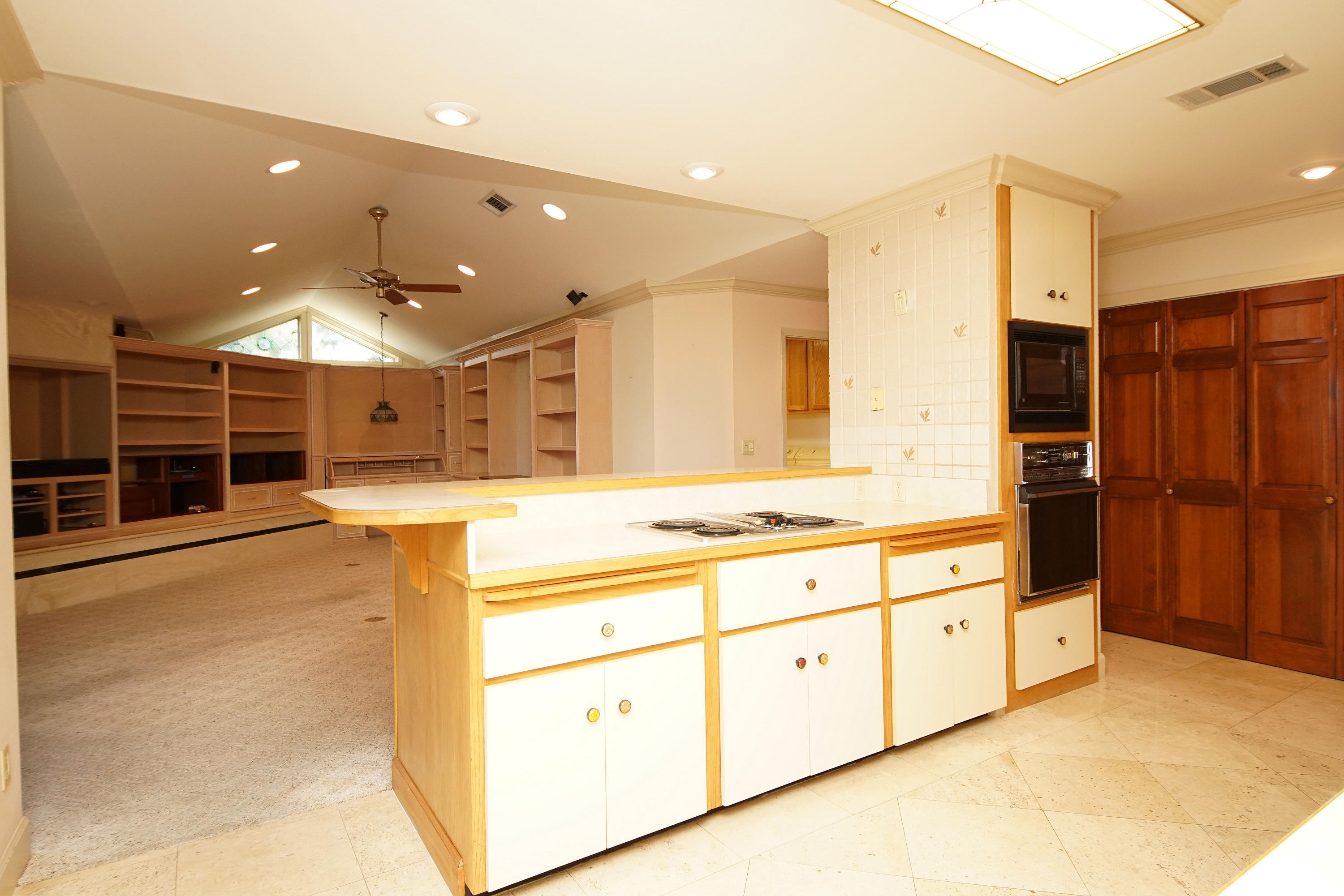 BAHIA VISTA - Residential Lease