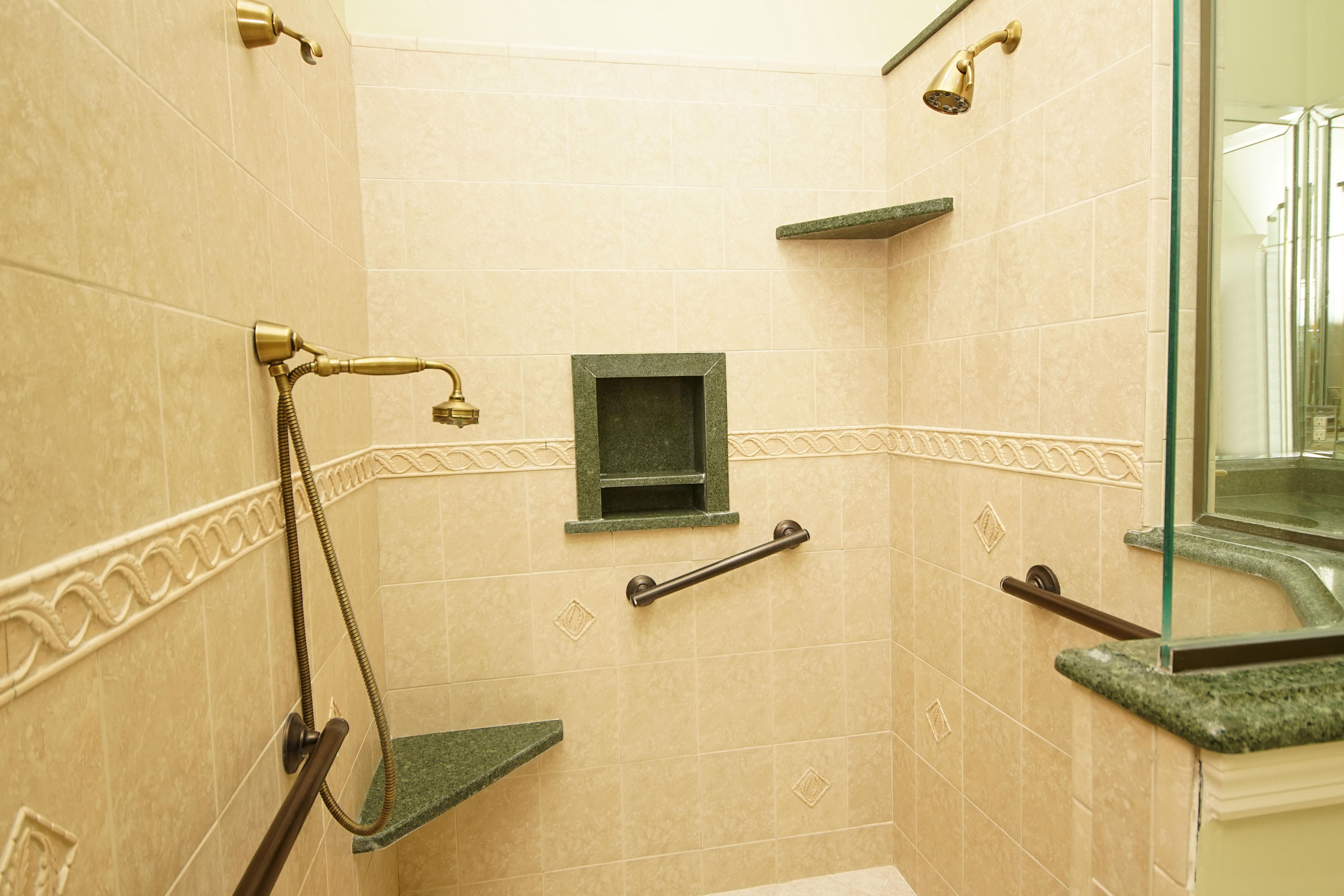 BAHIA VISTA - Residential Lease