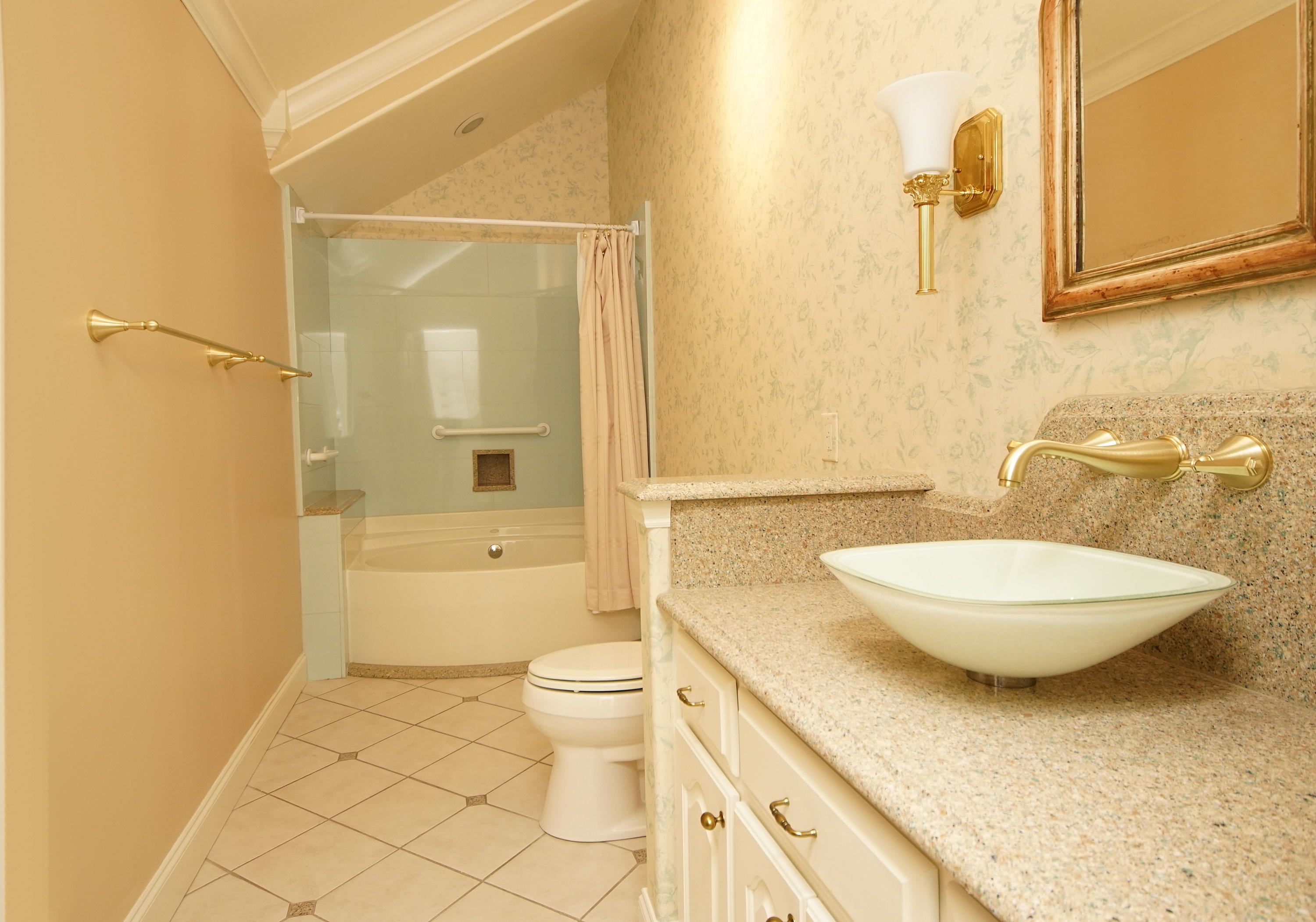 BAHIA VISTA - Residential Lease