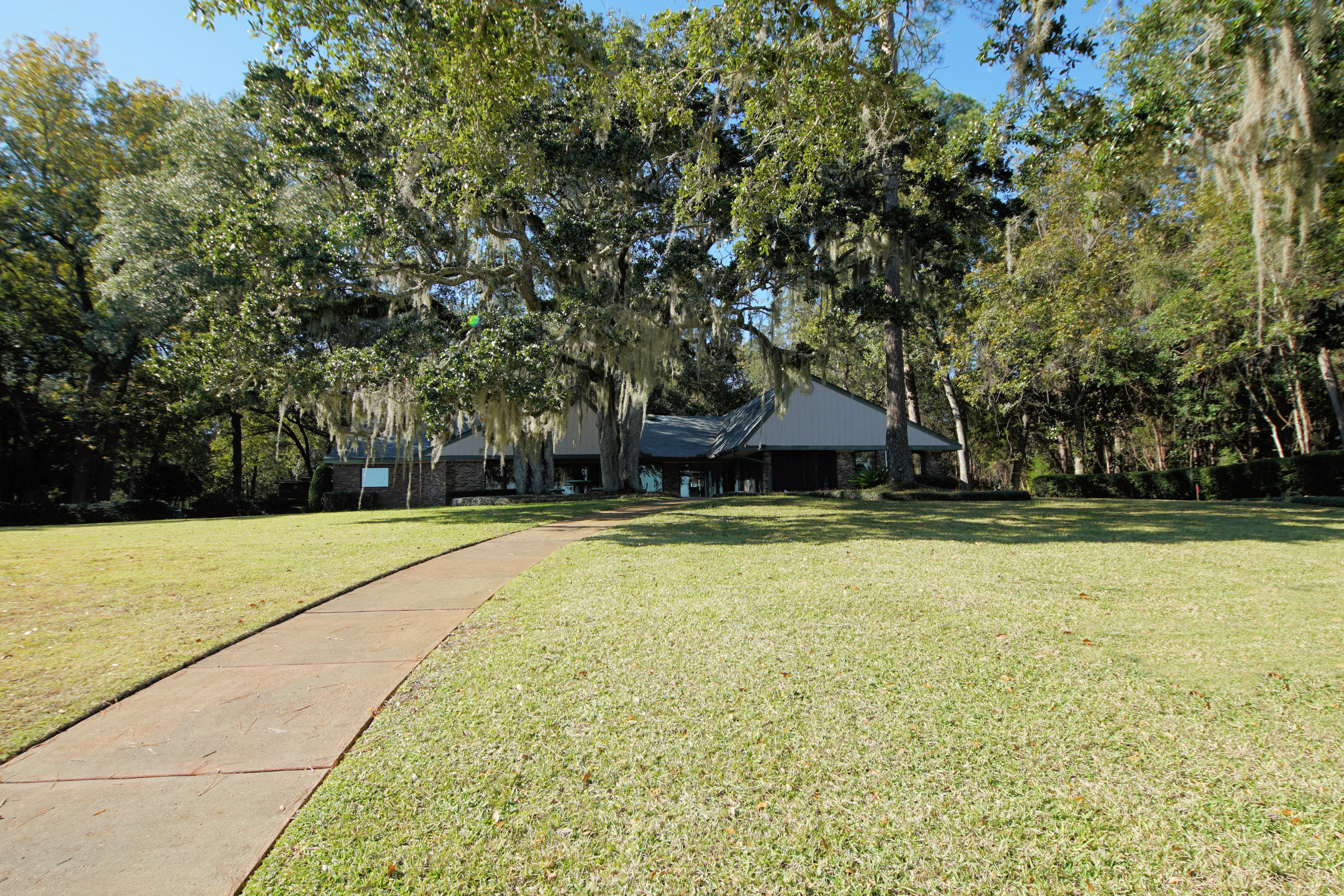 BAHIA VISTA - Residential Lease