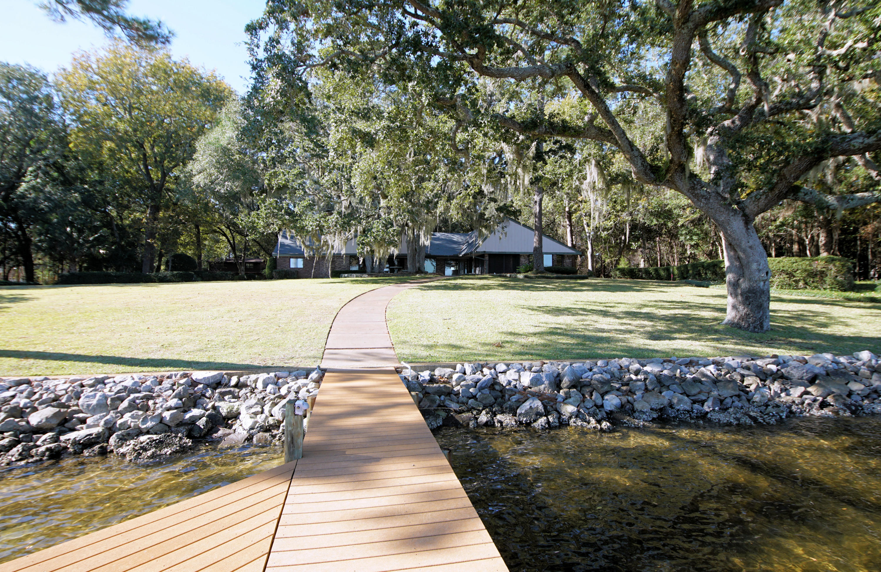 BAHIA VISTA - Residential Lease