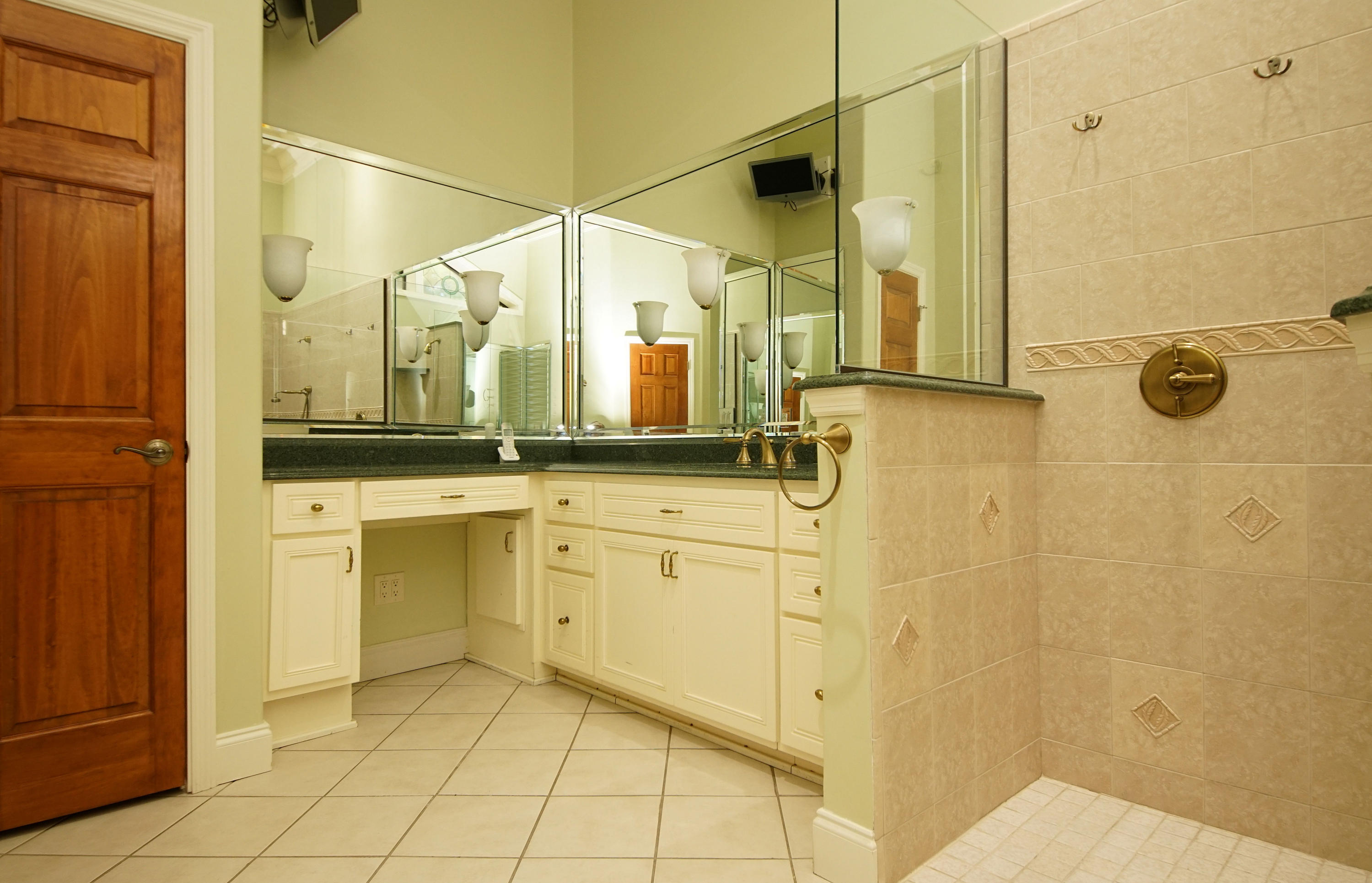 BAHIA VISTA - Residential Lease