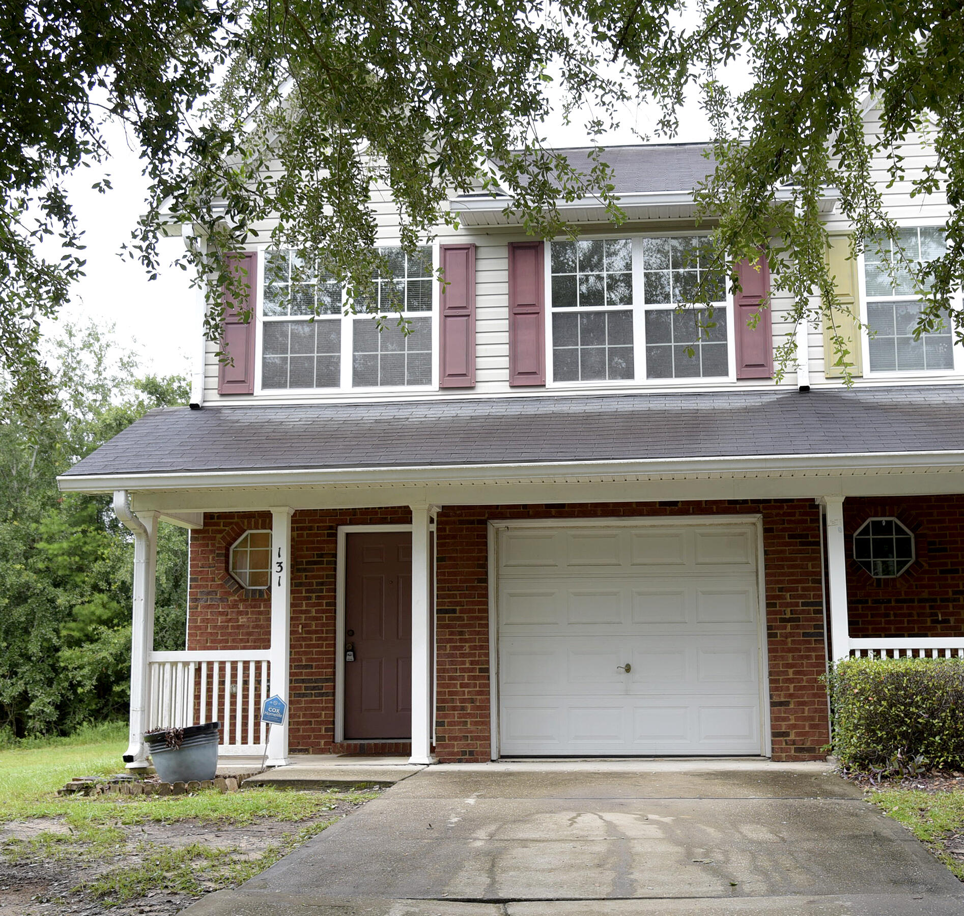 Come see this great townhome in a wonderful location close to medical facilities, schools, restaurants, shopping and military bases.  This end unit has fresh paint and new carpet as well as a NEW ROOF. It offers an open floor plan with half bath on the first floor and french doors in the great room leading to outdoor green space.  The kitchen has appliances included and is separated from the great room by a breakfast bar.  Upstairs you'll find three bedrooms and 2 full baths. Don't miss this opportunity! Call to schedule your showing today.