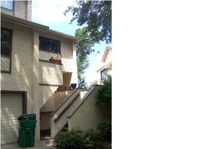 Bay front 3 bedroom 2 1/2 bath unit with beautiful sunset views of the bay from screened porch. Refrigerator, washer, dryer, dishwasher,walk to Scooners caf and marina. No pets allowed, available April 10, 2017 for $1275/month. Call today for your showing appointment.