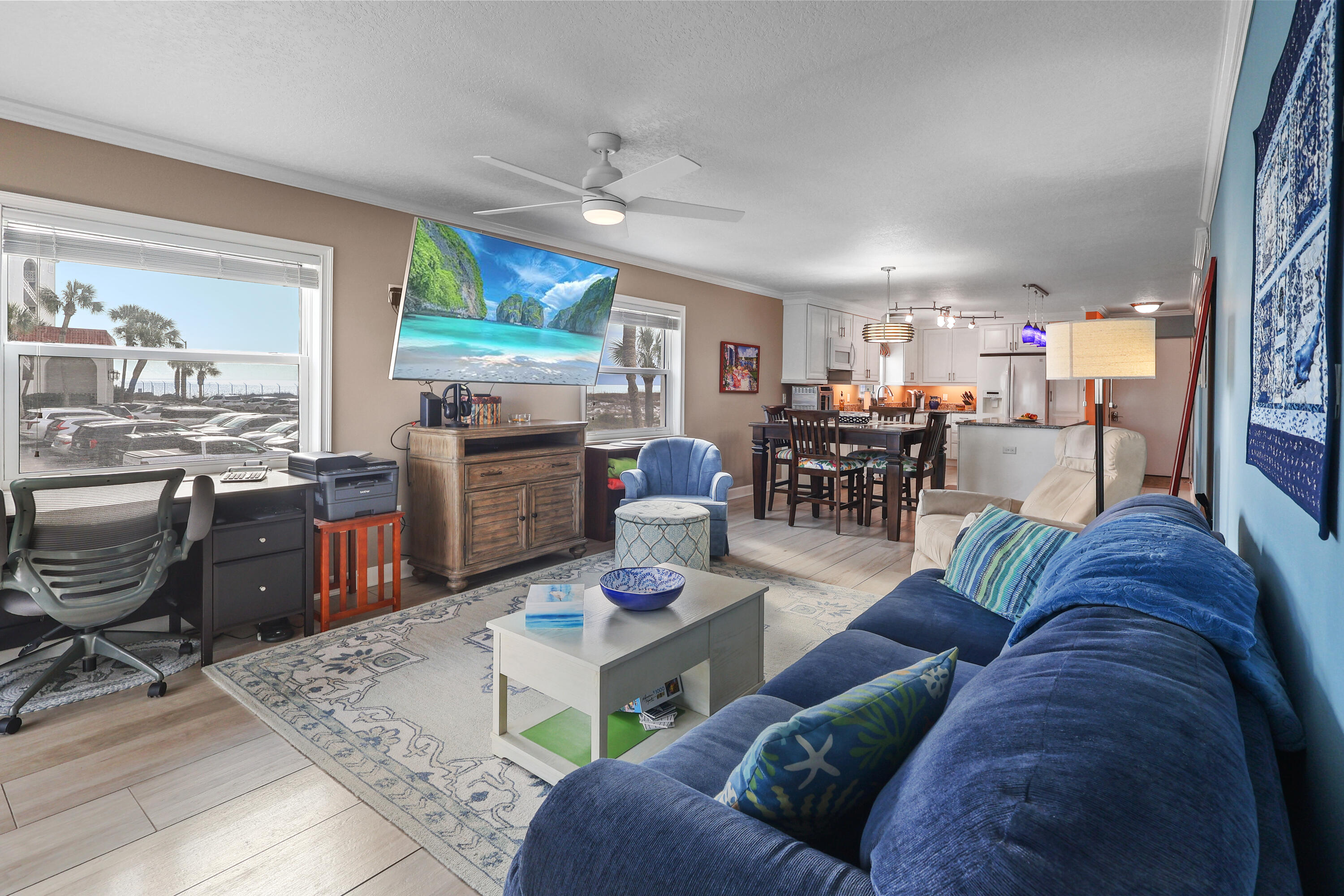 EL MATADOR CONDO - Residential