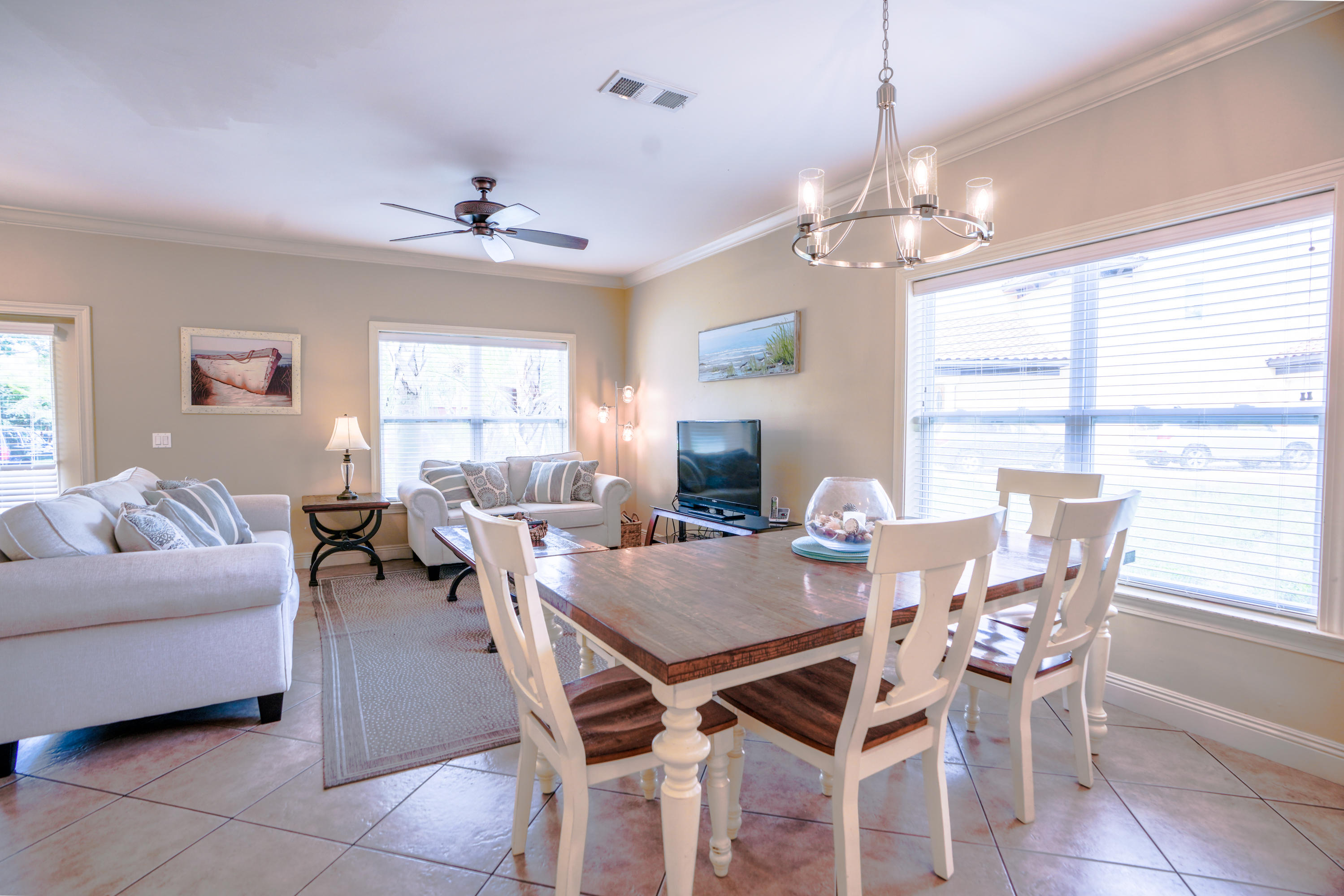 EMERALD WATERS VILLAGE - Residential