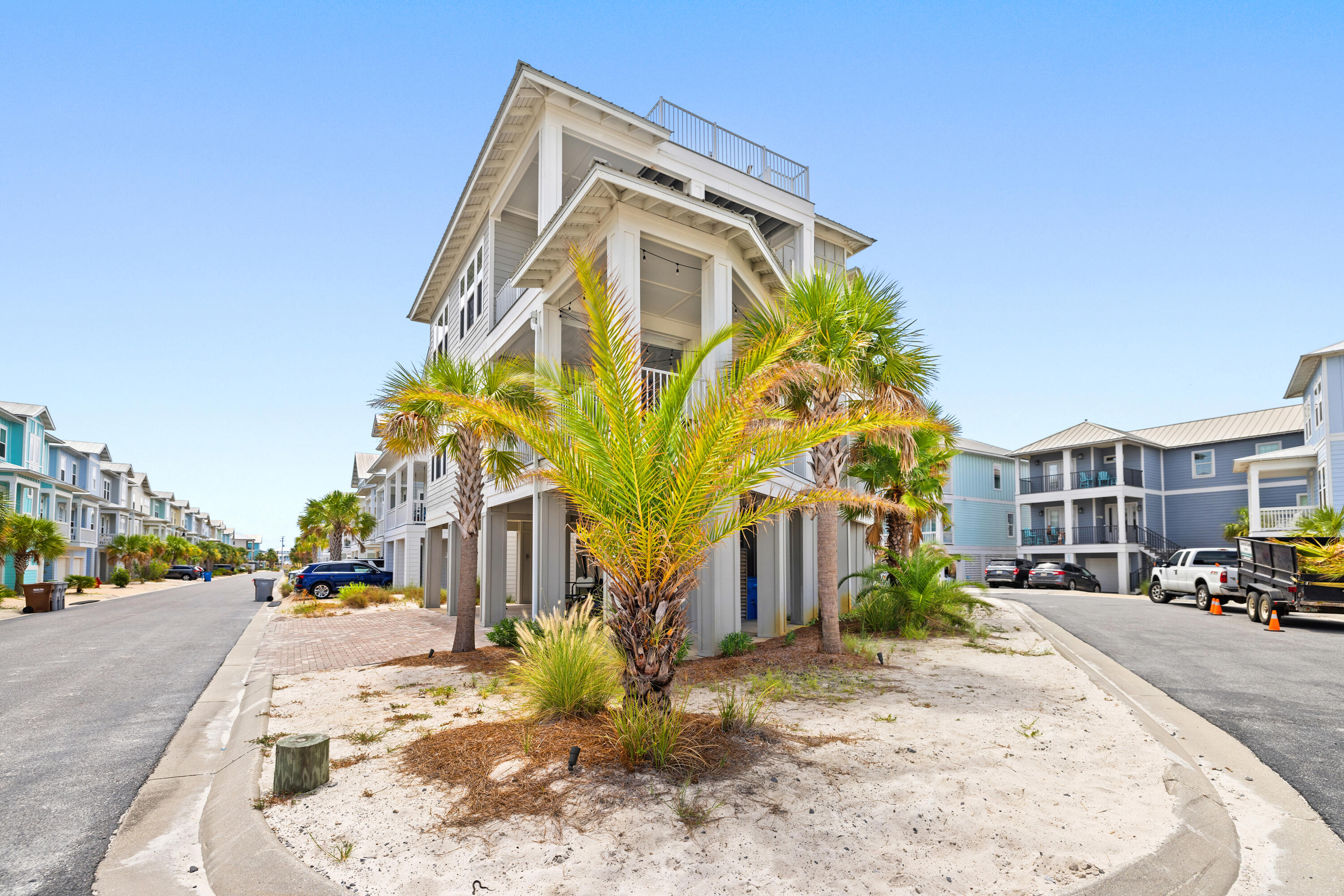 BY THE SEA - Residential