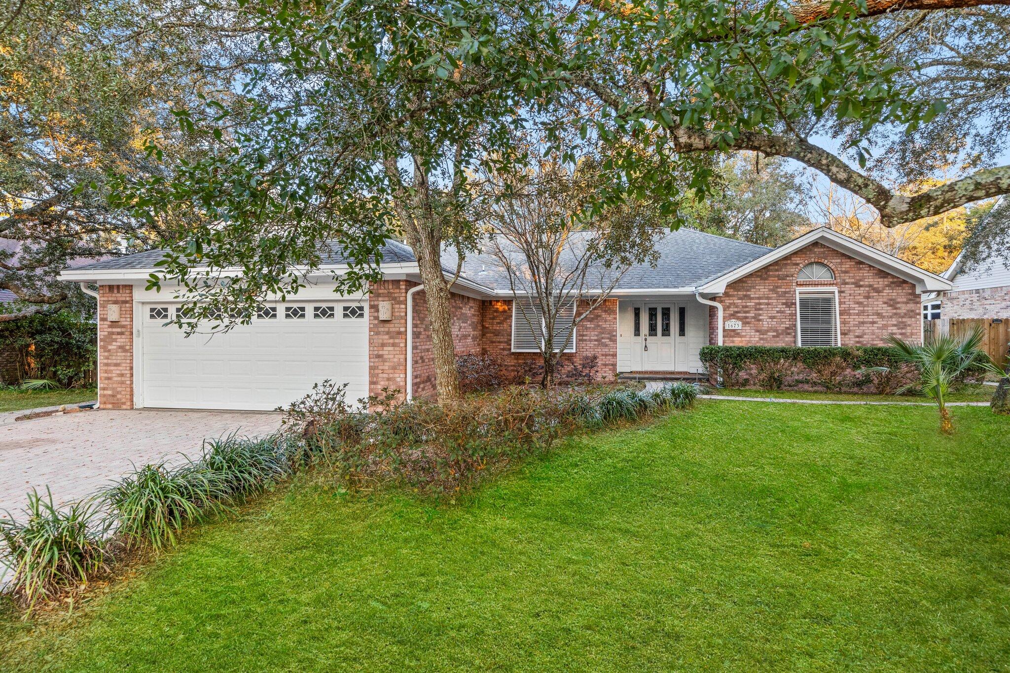 Welcome to this charming 3 bedroom, 2 bathroom home located in desirable Parkwood Estates! This lovely house features stainless steel appliances in the kitchen, perfect for cooking up delicious meals. The updated master bathroom provides a spa-like retreat for relaxation. Enjoy the privacy of the private back yard, ideal for outdoor entertaining or simply unwinding after a long day. The Florida room offers a versatile space that can be used as a playroom, gym, or additional living area. Don't miss out on the opportunity to make this house your new home!