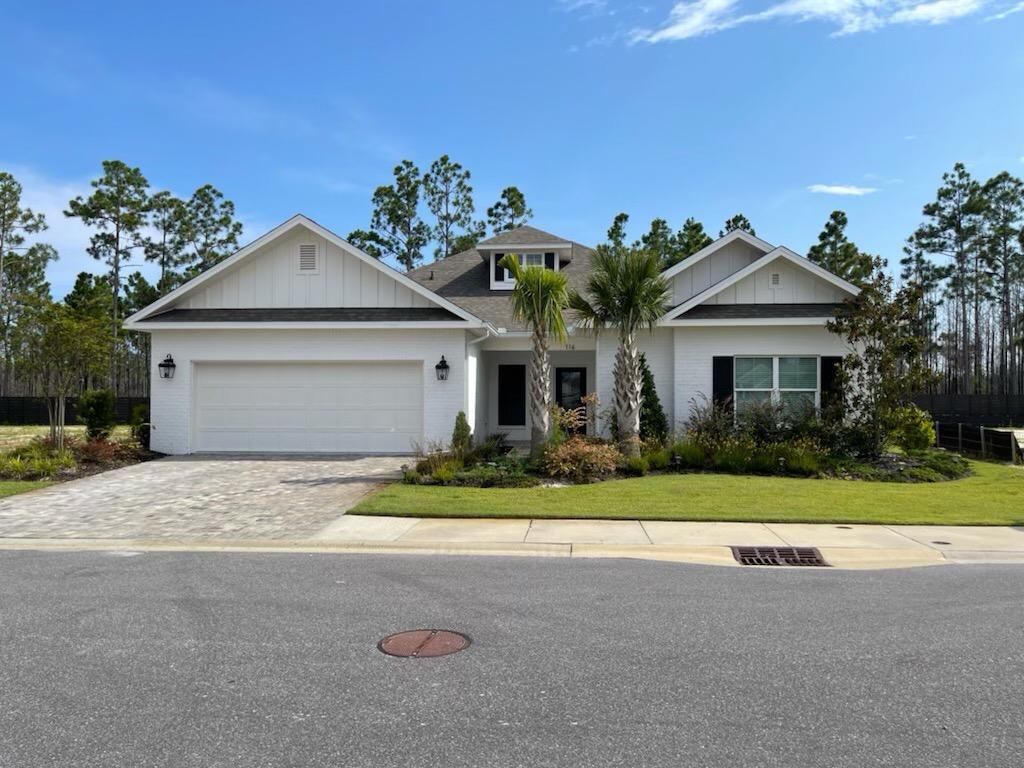 LAKEVIEW ESTATES - Residential Lease