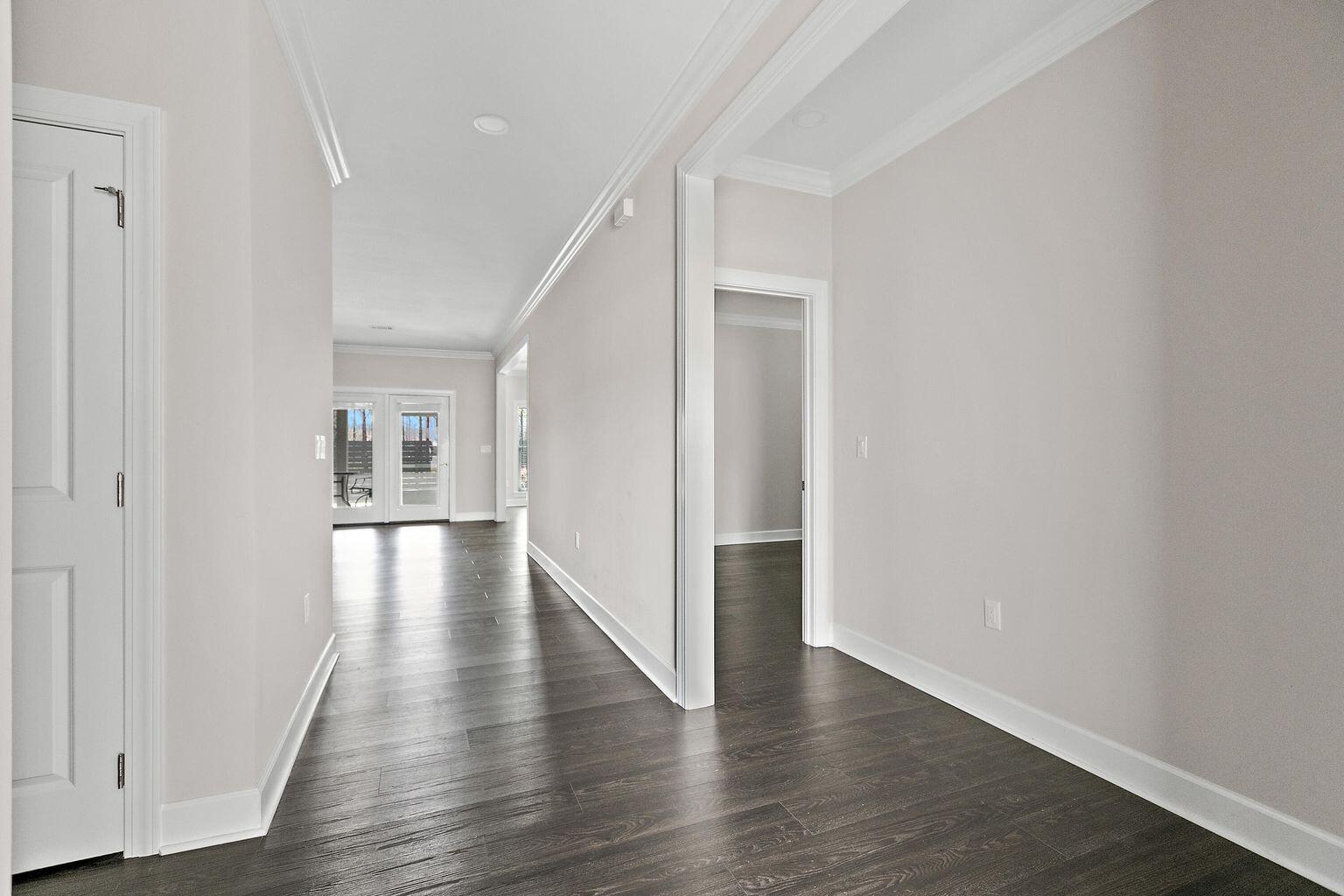 LAKEVIEW ESTATES - Residential Lease