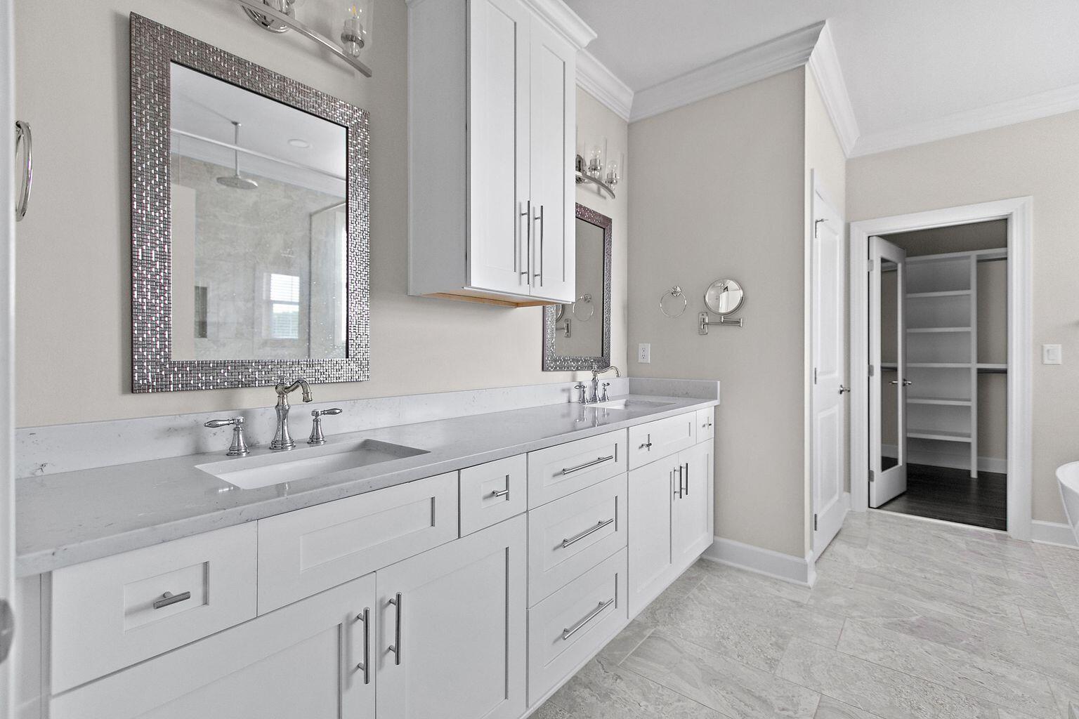 LAKEVIEW ESTATES - Residential Lease