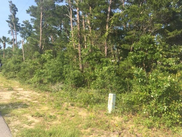 Beautiful lot on corner of Walnut and Acacia in quiet  Gulfview Heights sub division with deeded beach access. Biking to 30 A restaurants,  specialty shops, as well as hiking trails.