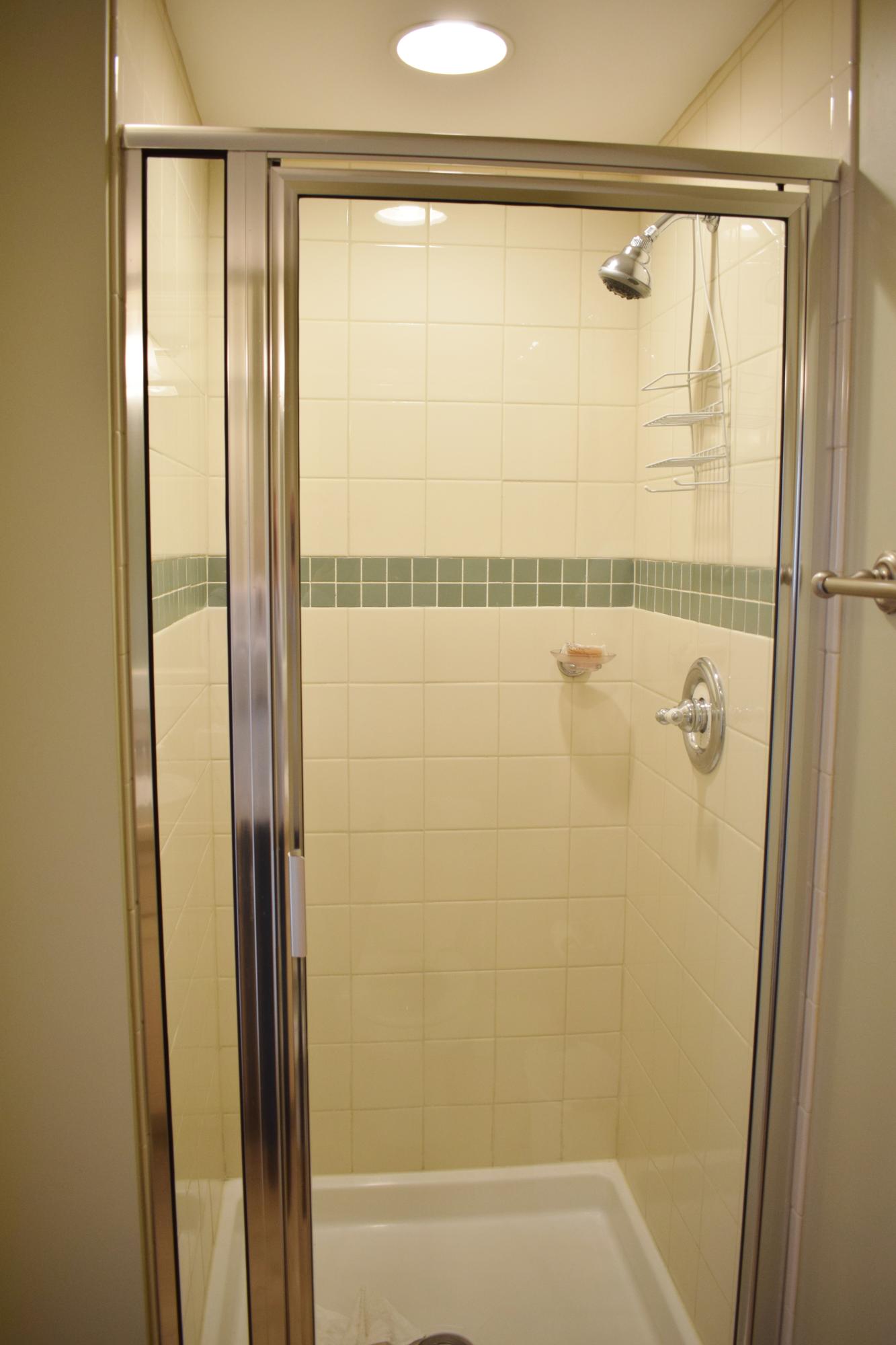 GRAND SANDESTIN - Residential Lease