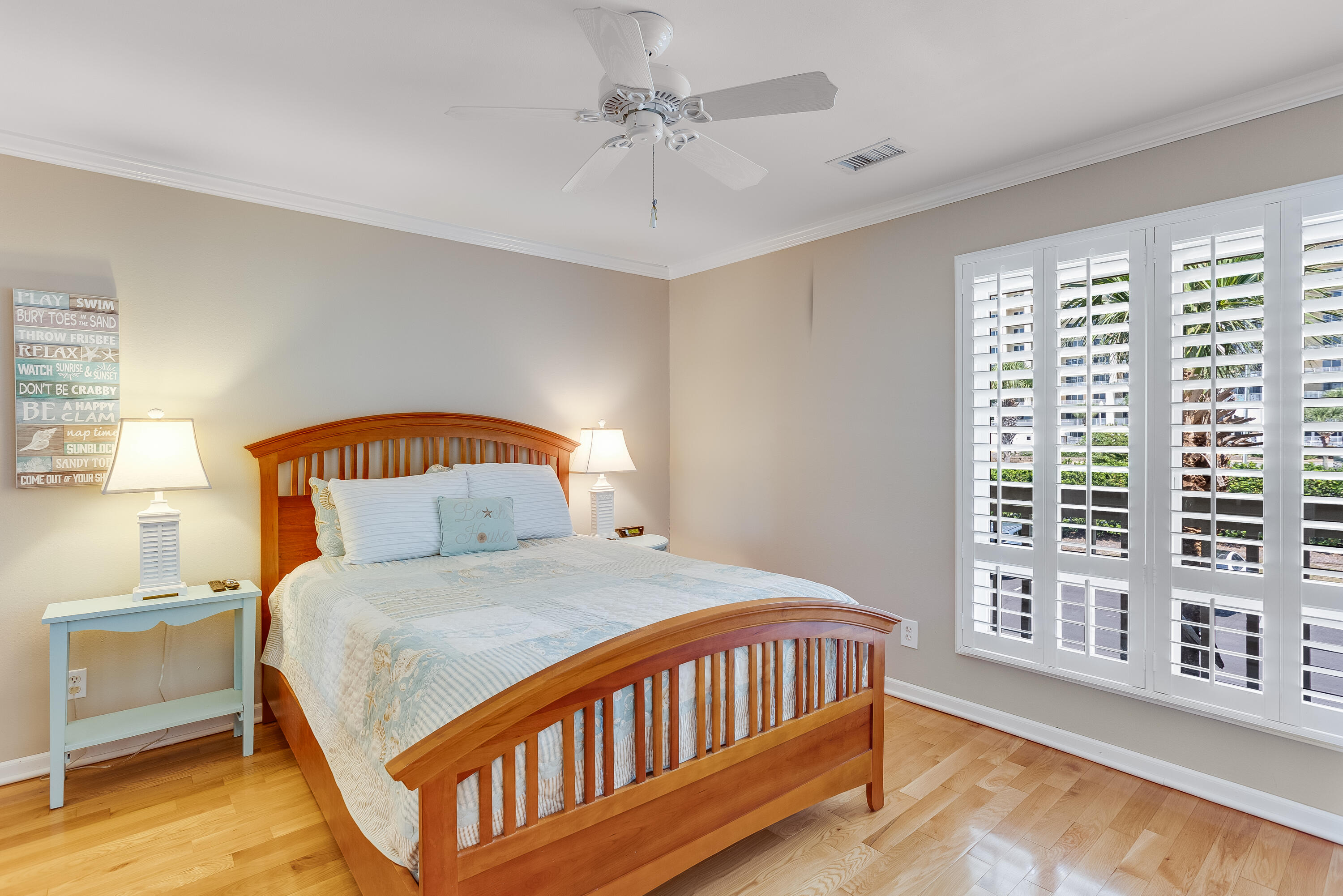 SEASCAPE CONDO PH 7 - Residential
