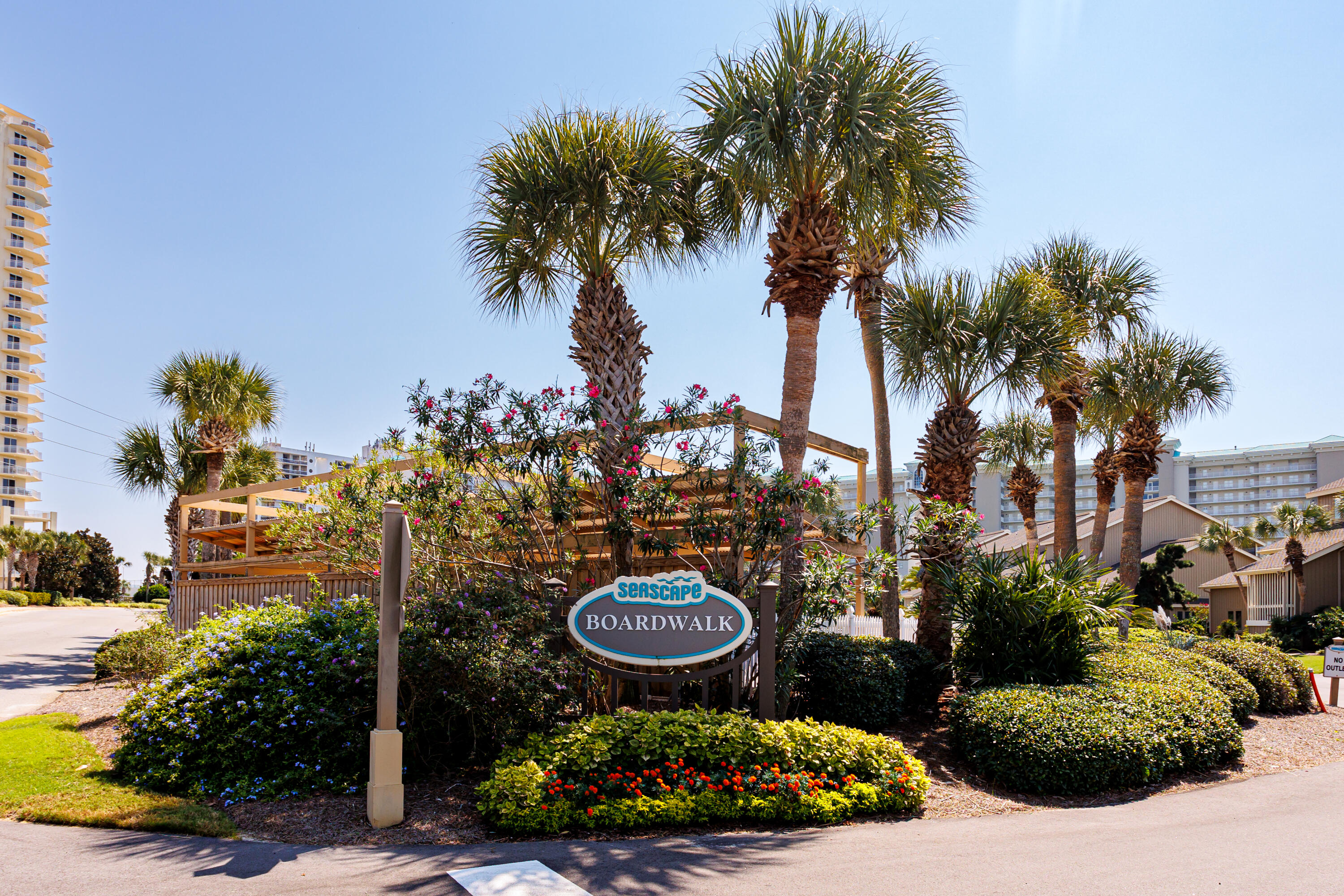SEASCAPE CONDO PH 7 - Residential