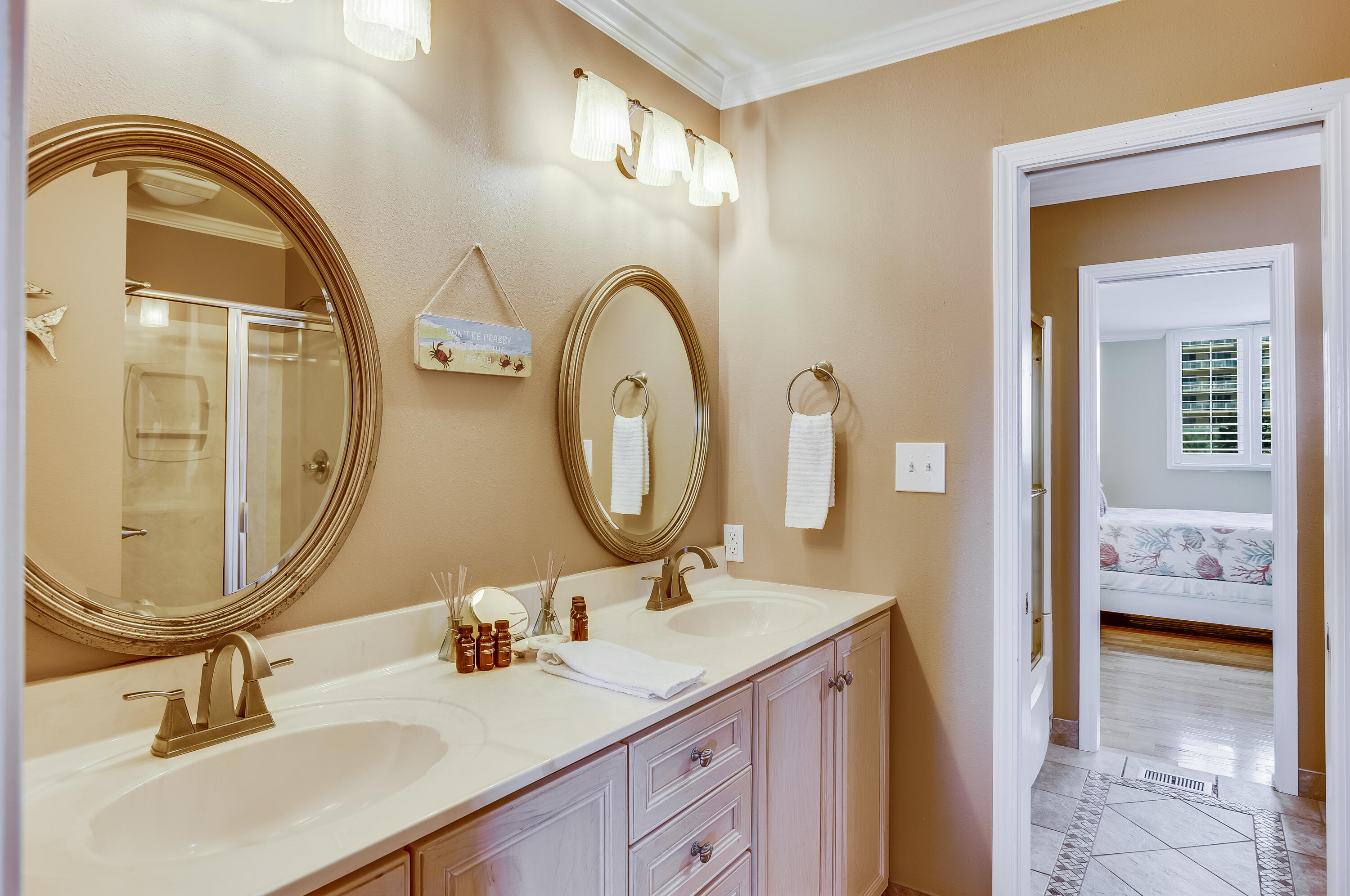 SEASCAPE CONDO PH 7 - Residential