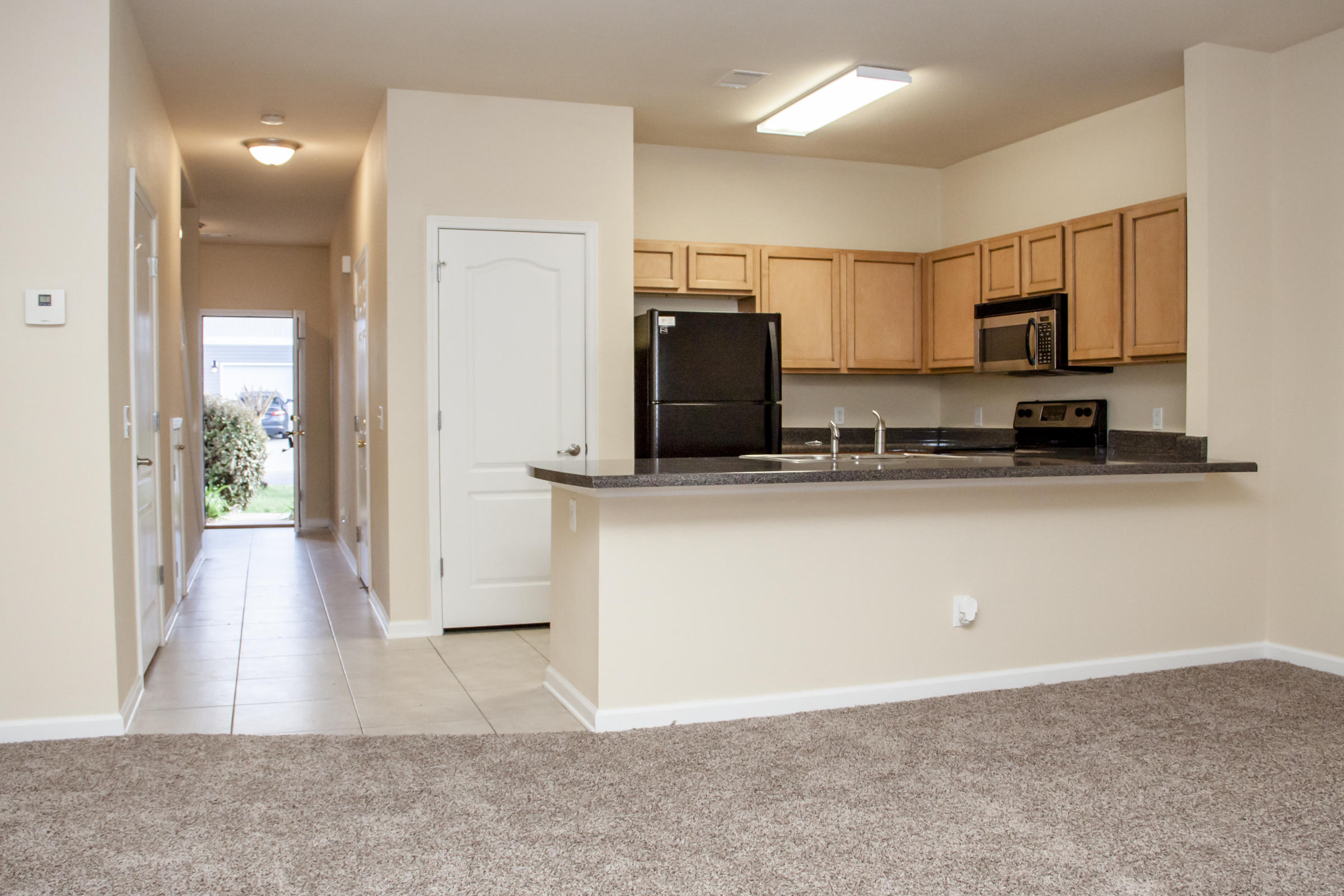 IRON HORSE T/H PH I - Residential Lease
