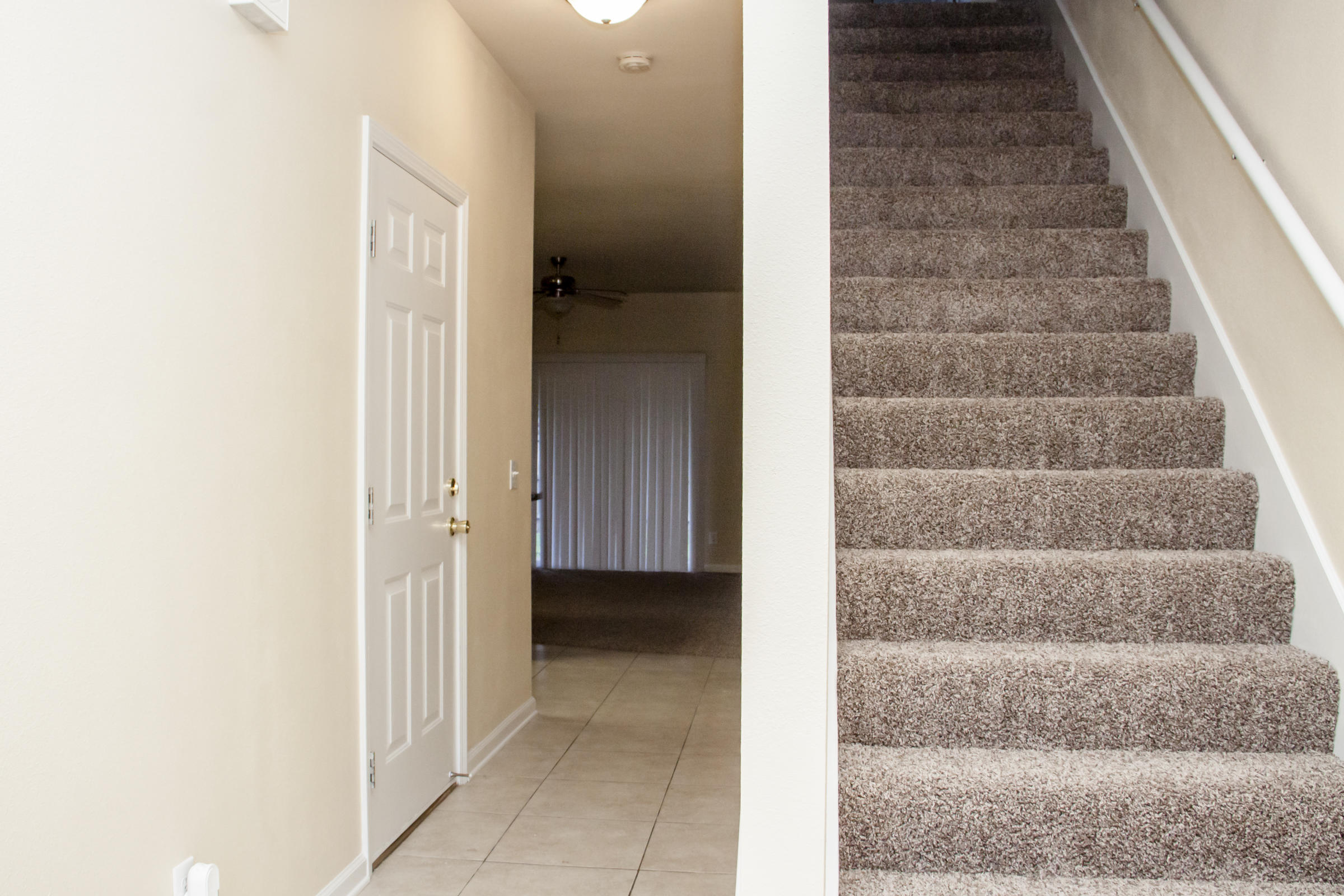 IRON HORSE T/H PH I - Residential Lease