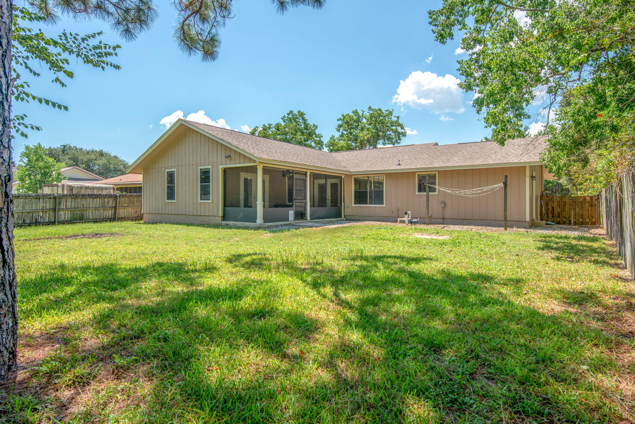 WYNNEHAVEN BEACH ESTATES - Residential