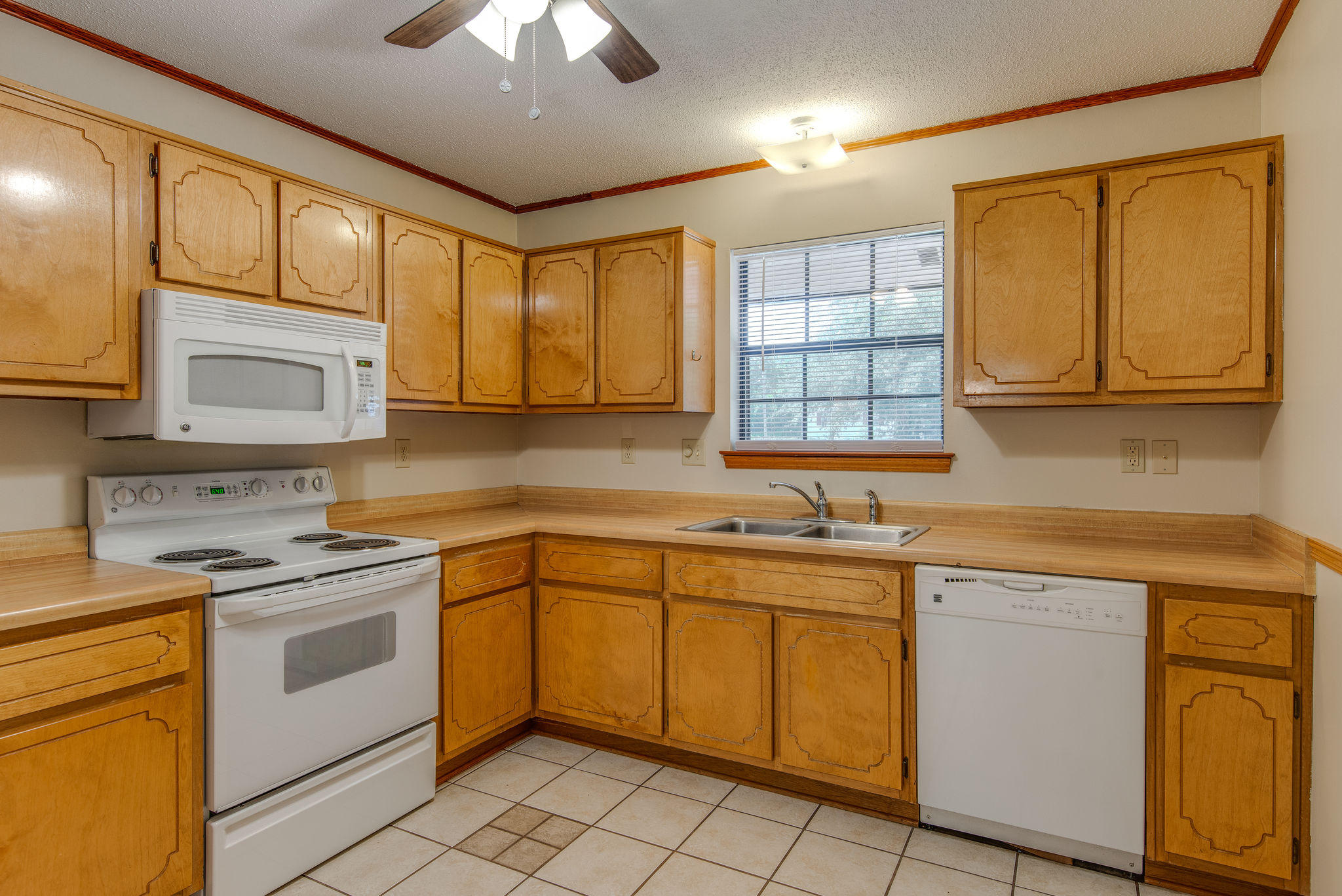 WYNNEHAVEN BEACH ESTATES - Residential