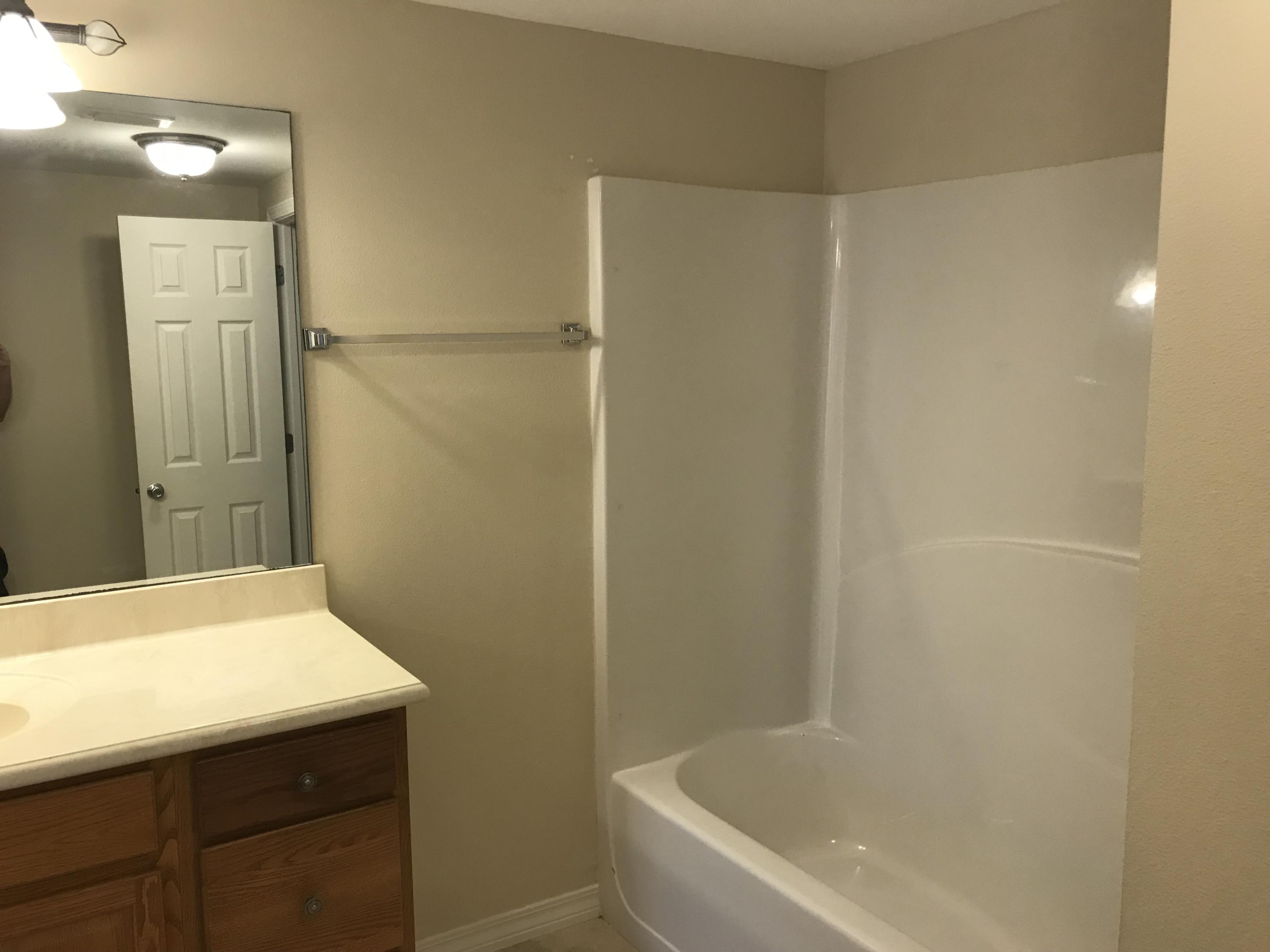 ENCHANTED ESTATES - Residential Lease