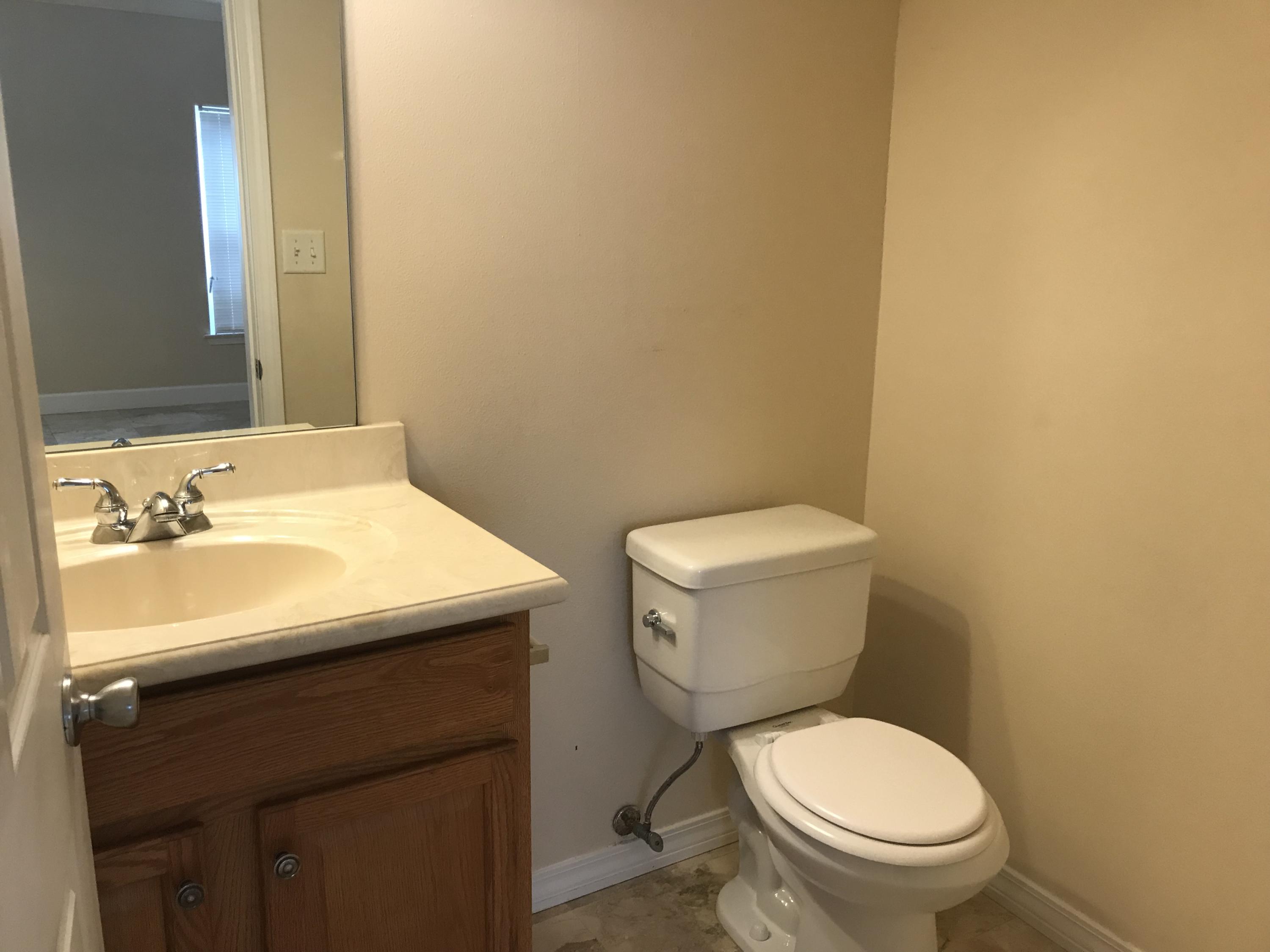 ENCHANTED ESTATES - Residential Lease