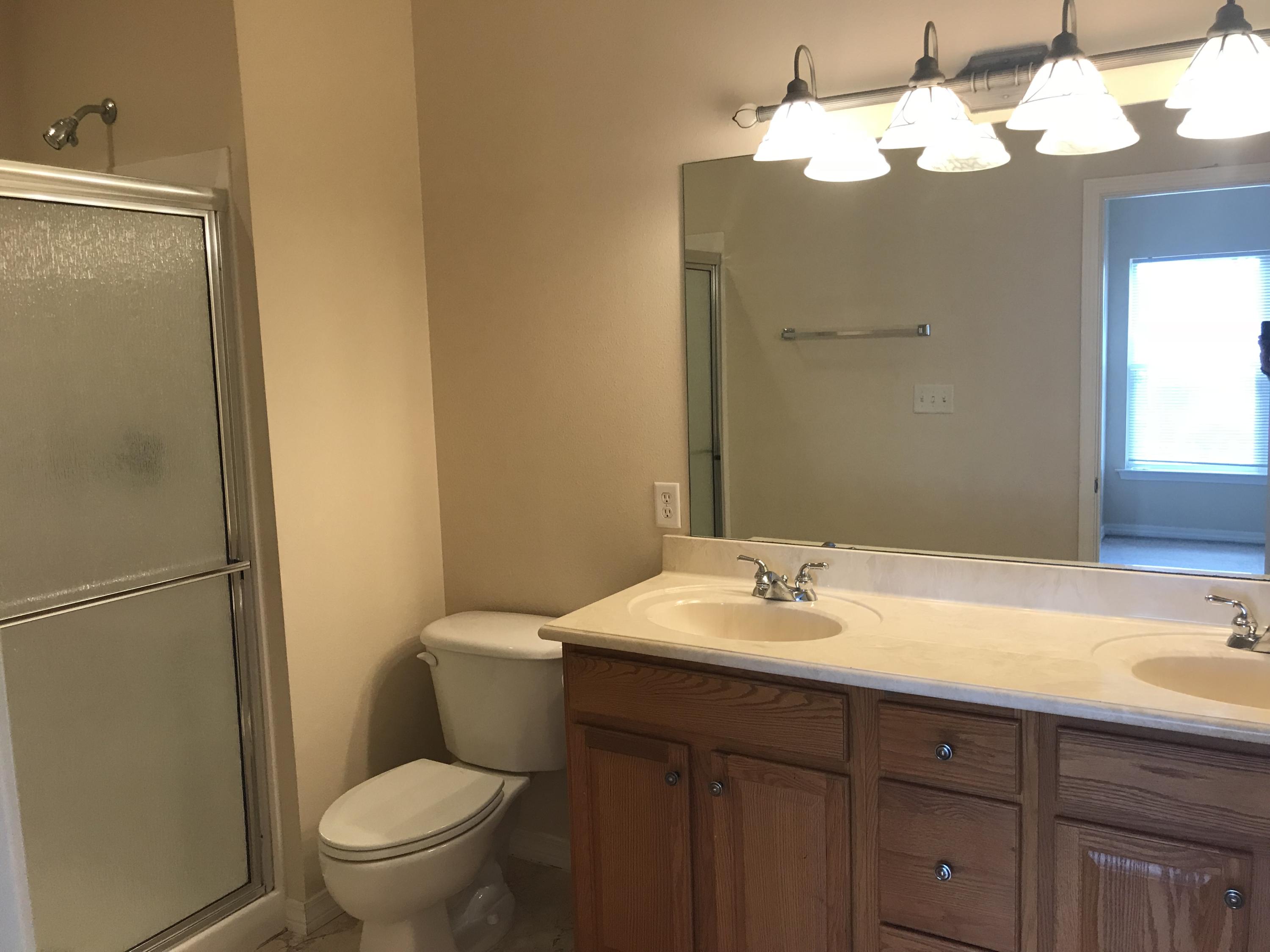 ENCHANTED ESTATES - Residential Lease