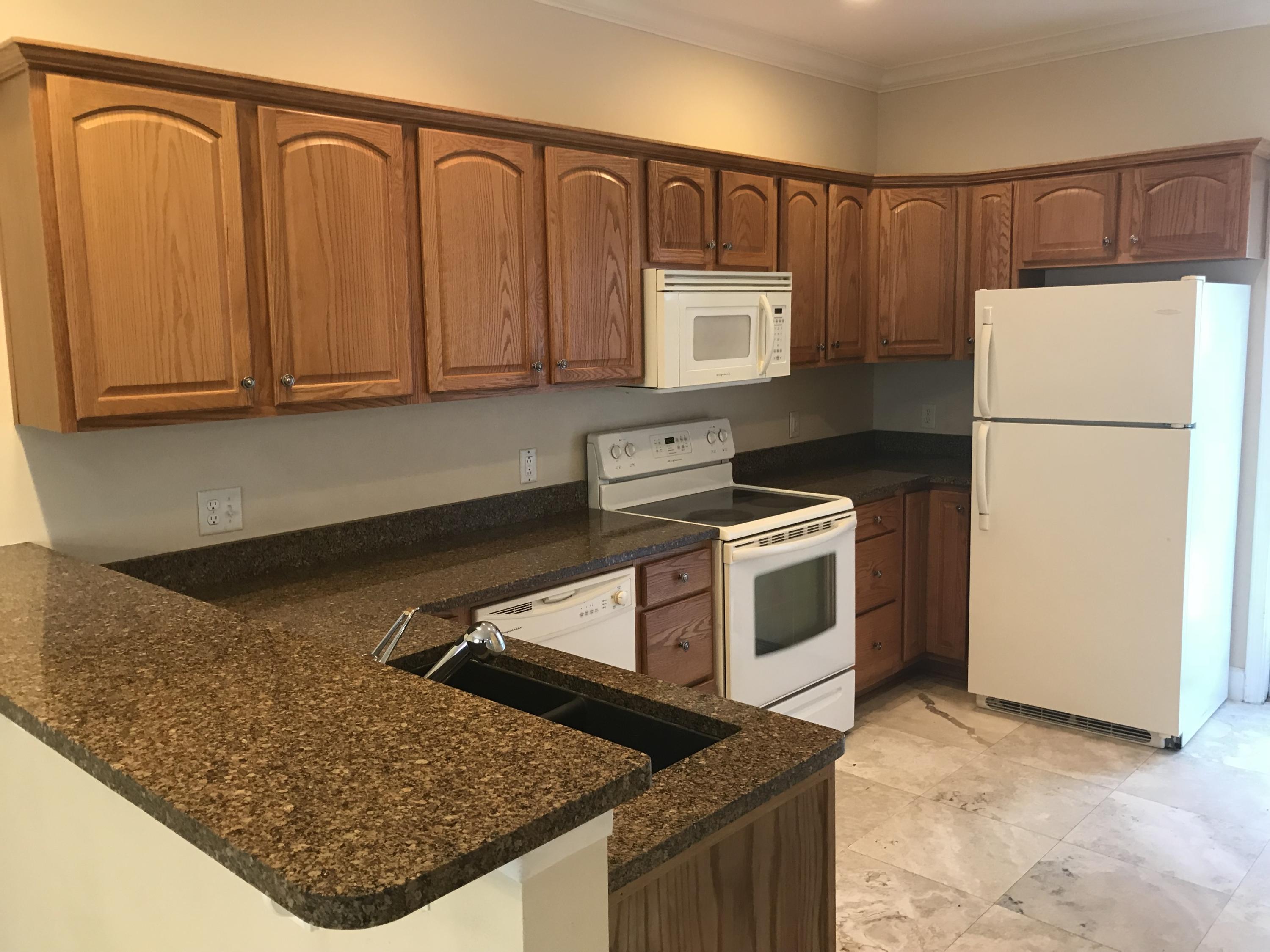 ENCHANTED ESTATES - Residential Lease