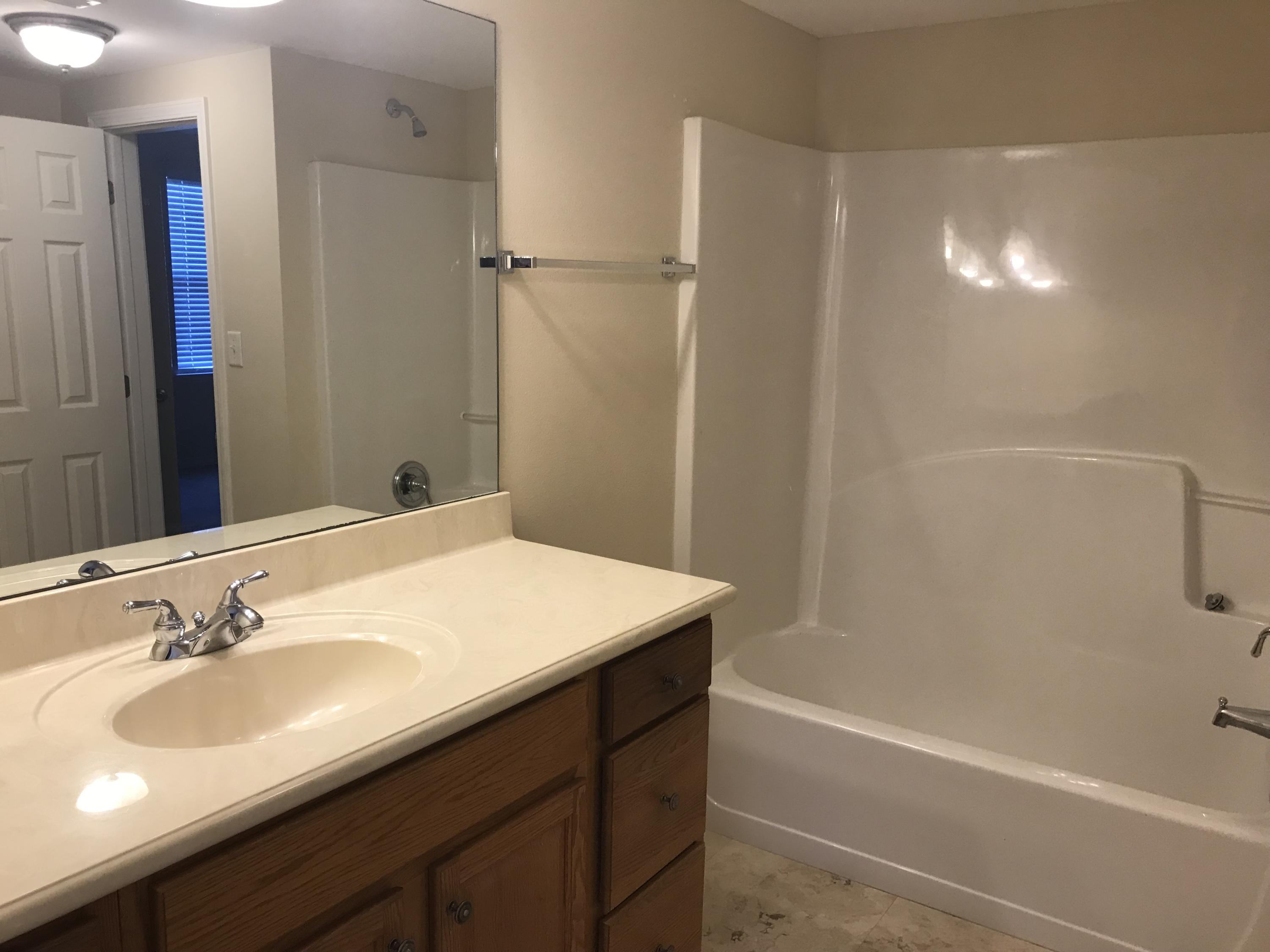 ENCHANTED ESTATES - Residential Lease