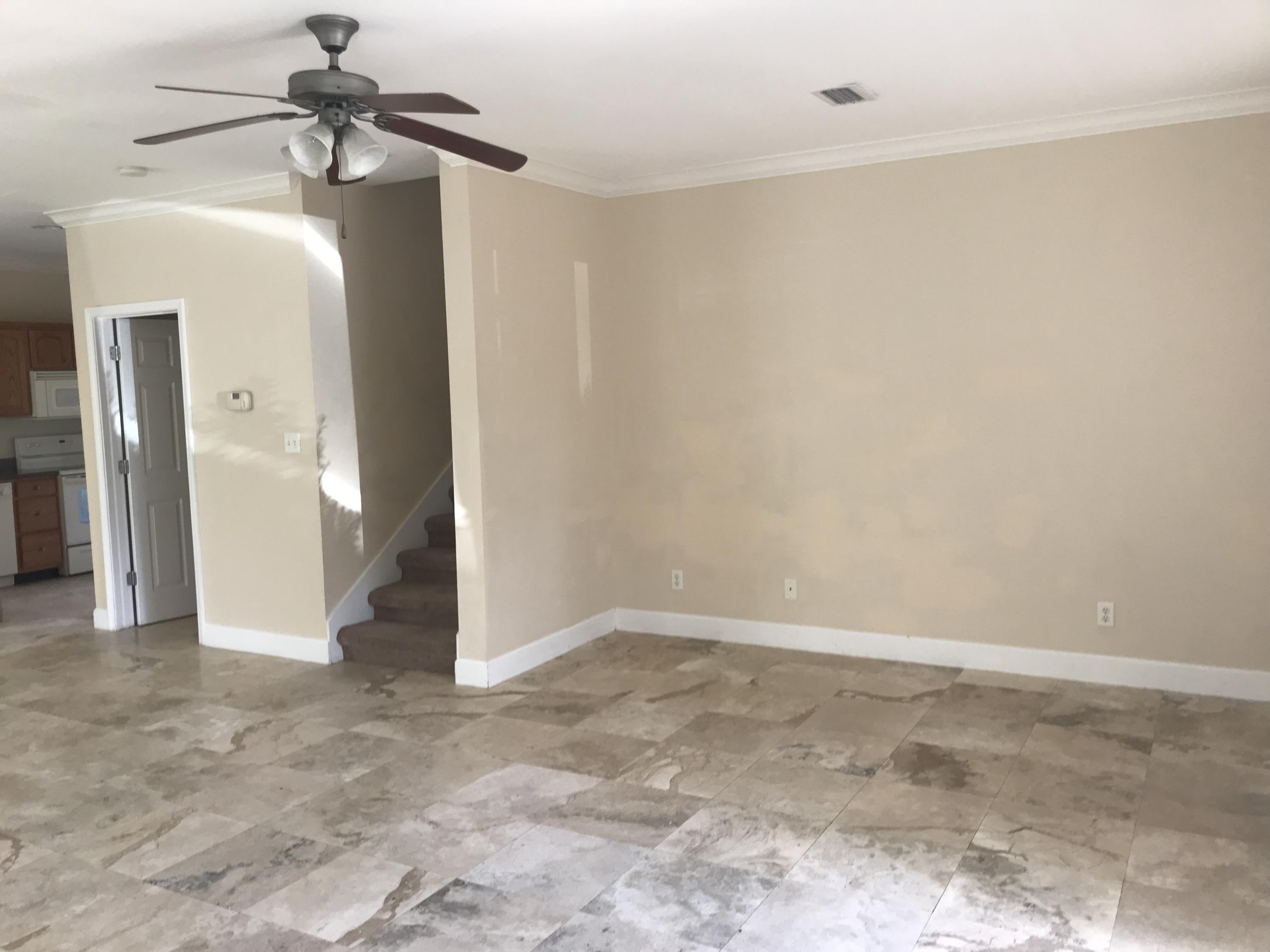 ENCHANTED ESTATES - Residential Lease