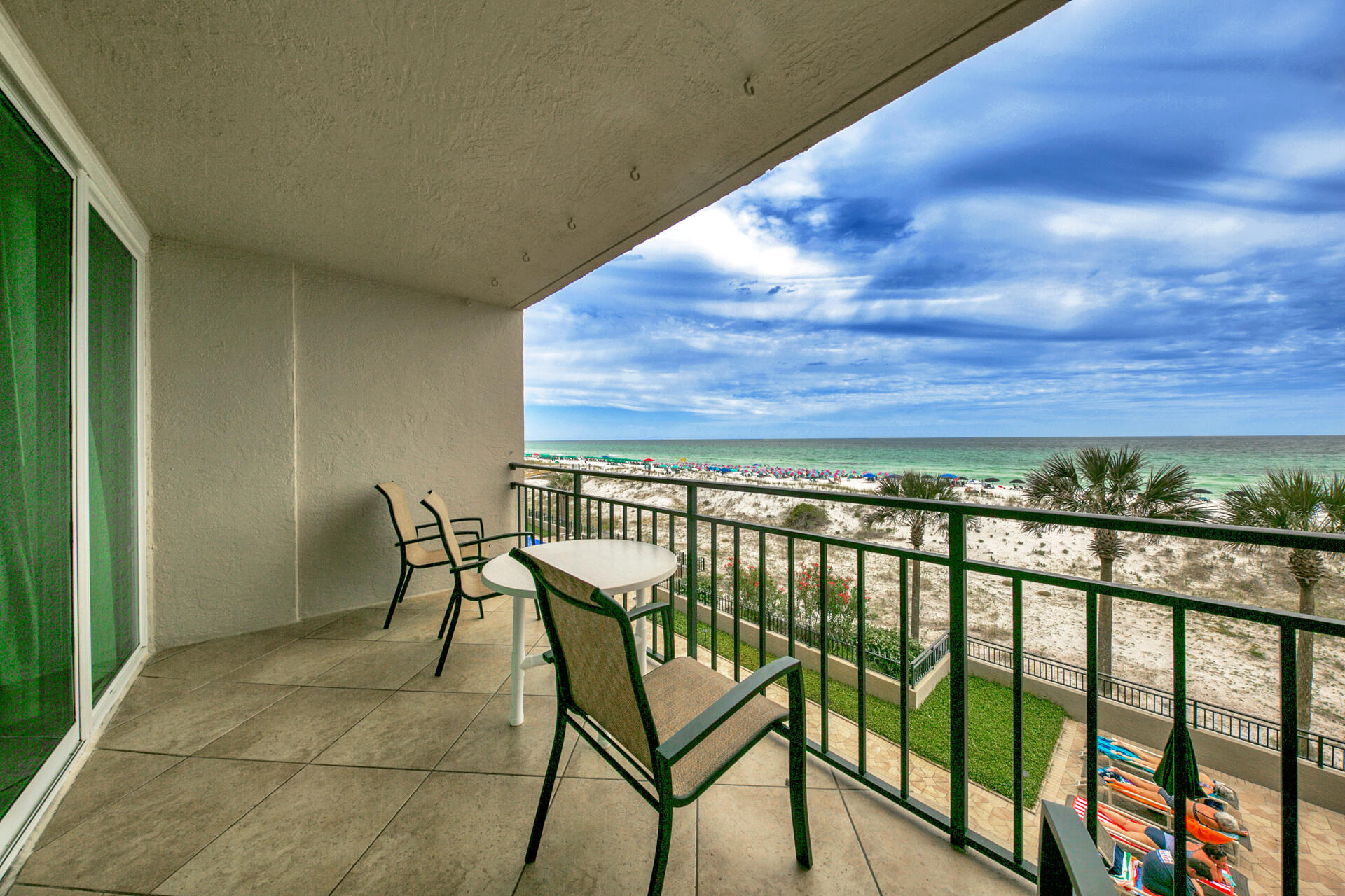 BREAKERS OF FWB PH 2 - Residential