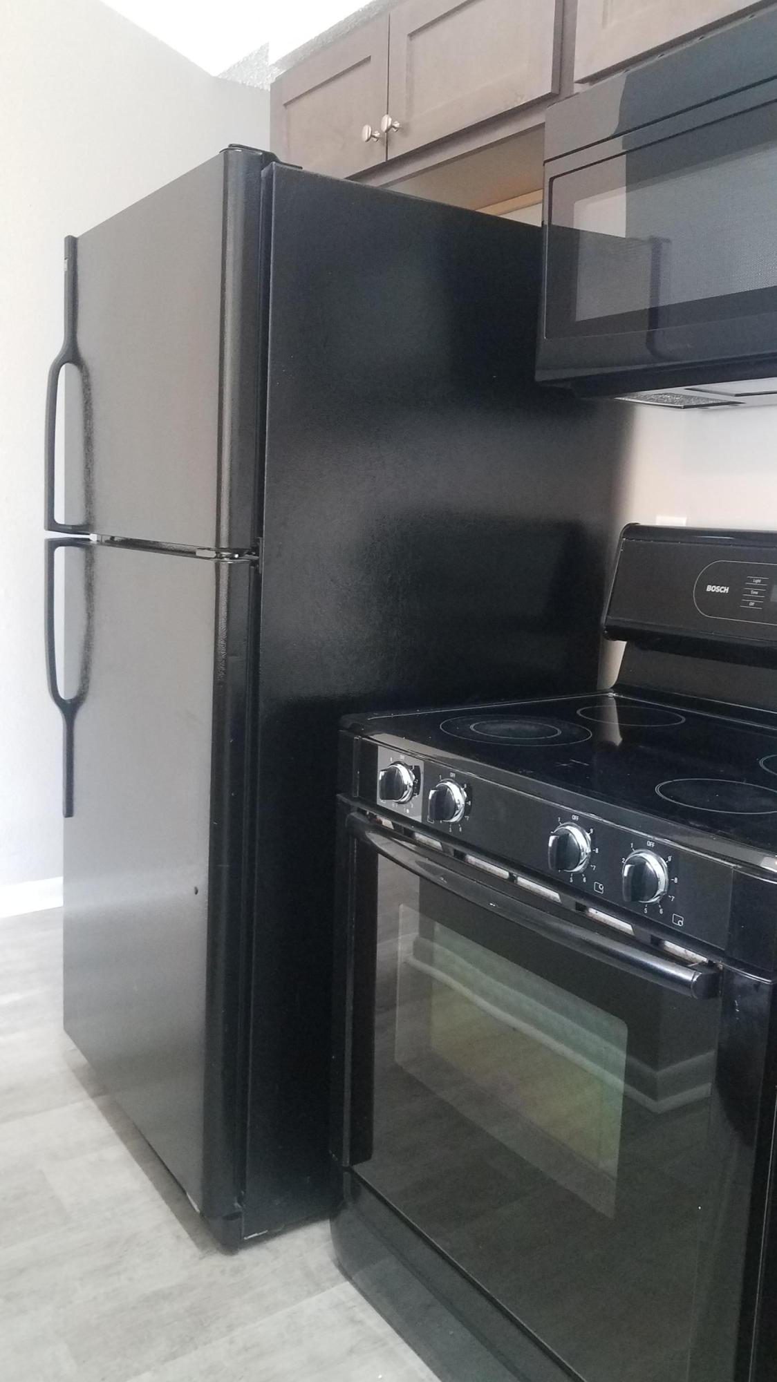 PINE MEADOWS 3RD ADDN PH 2 - Residential Lease