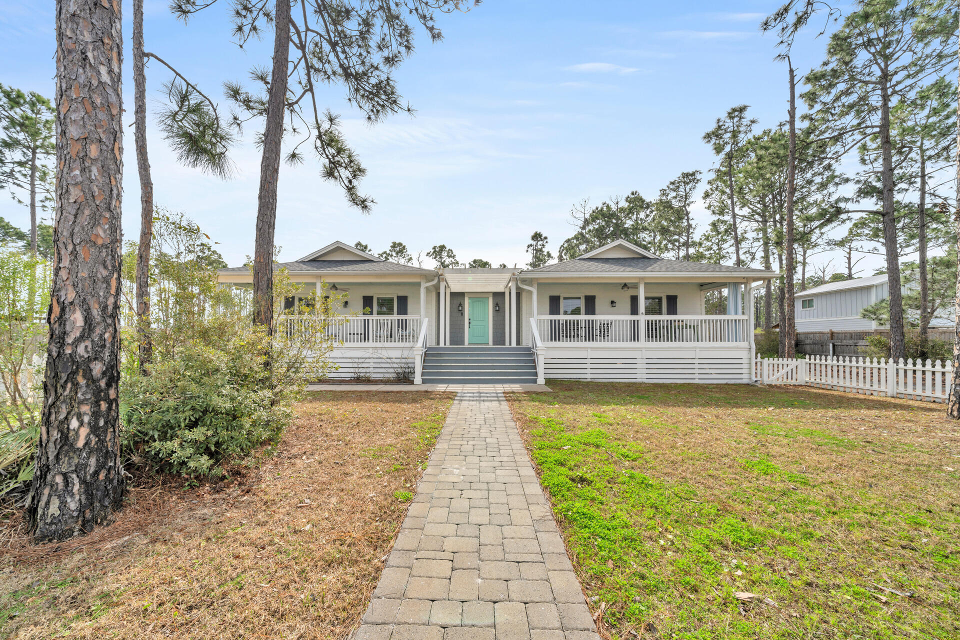 THOMPSON PLANTATION - Residential