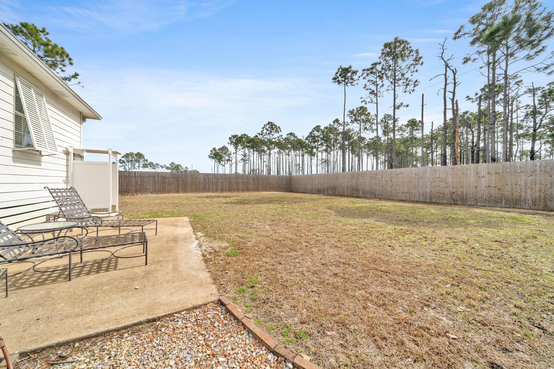 THOMPSON PLANTATION - Residential
