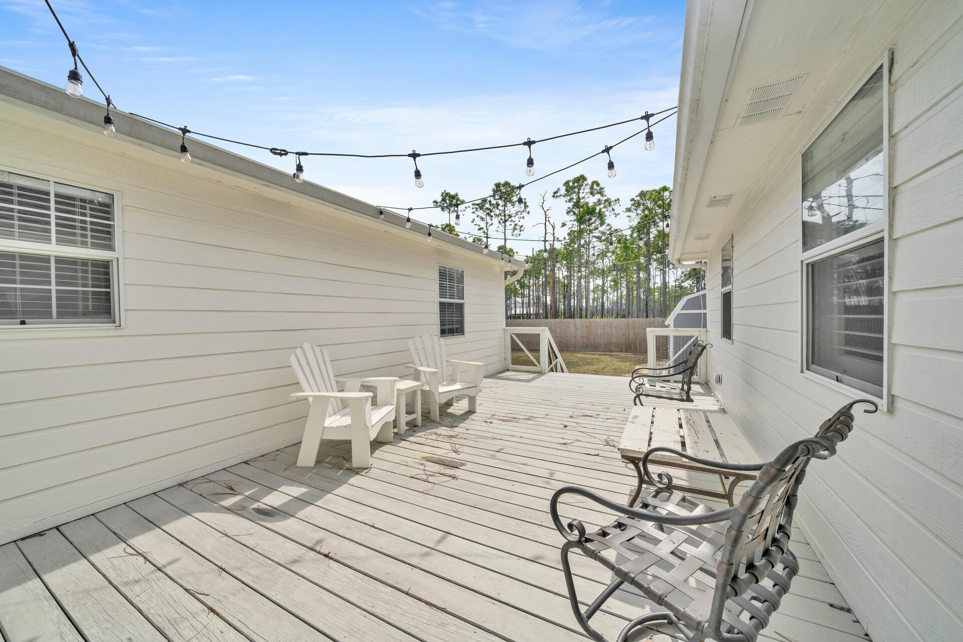 THOMPSON PLANTATION - Residential