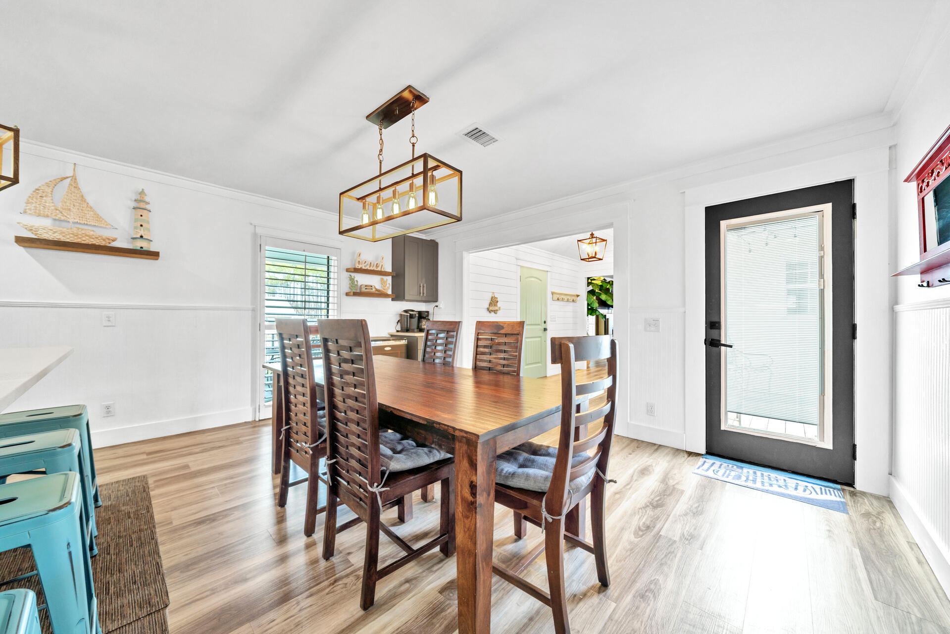 THOMPSON PLANTATION - Residential