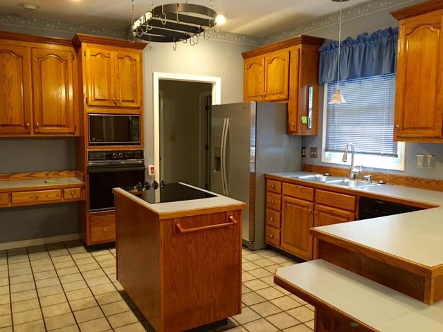 ADAMS POWELL - Residential Lease