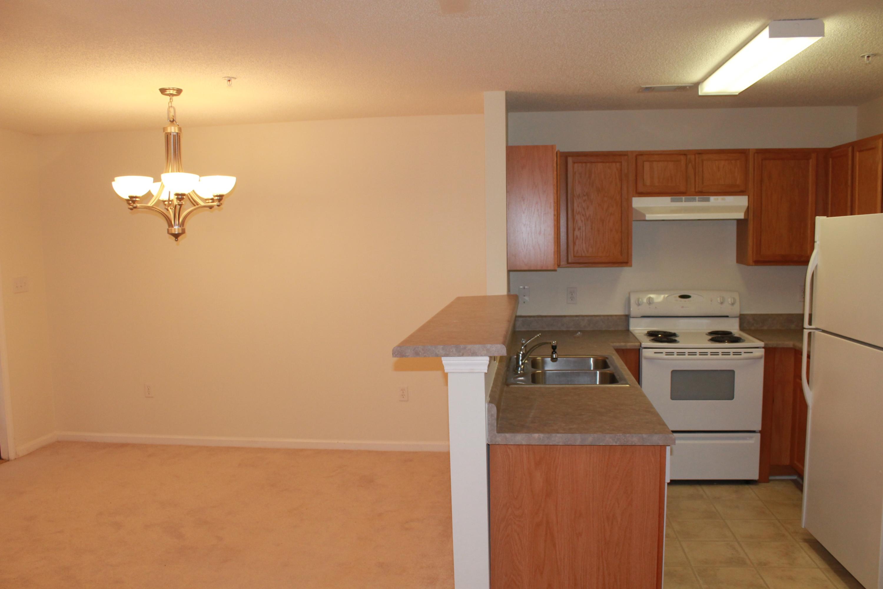 ROLLING PINES - Residential Lease