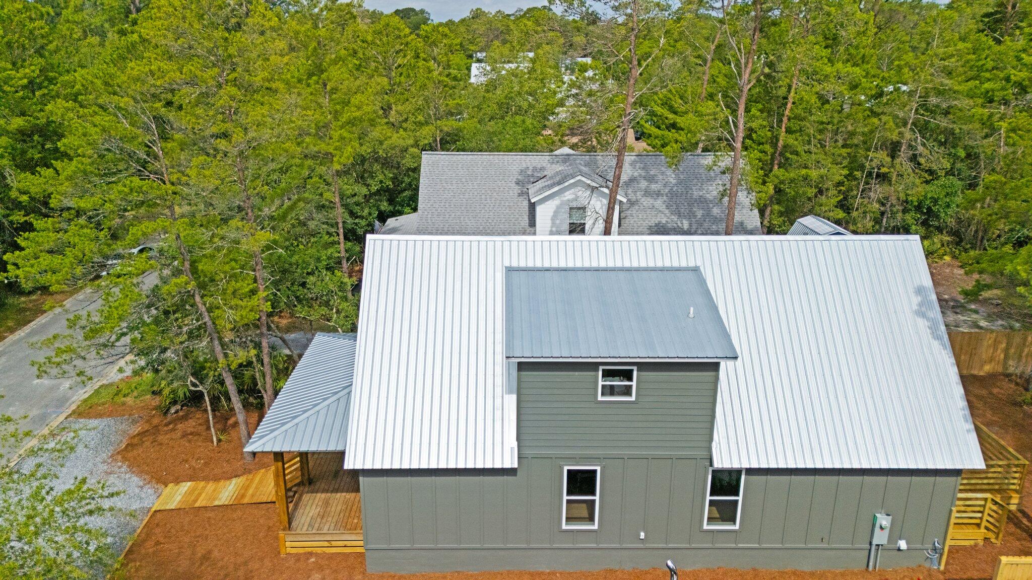 MAGNOLIA BEACH - Residential