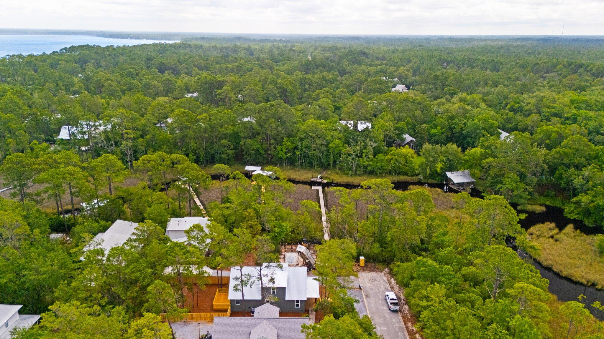 MAGNOLIA BEACH - Residential