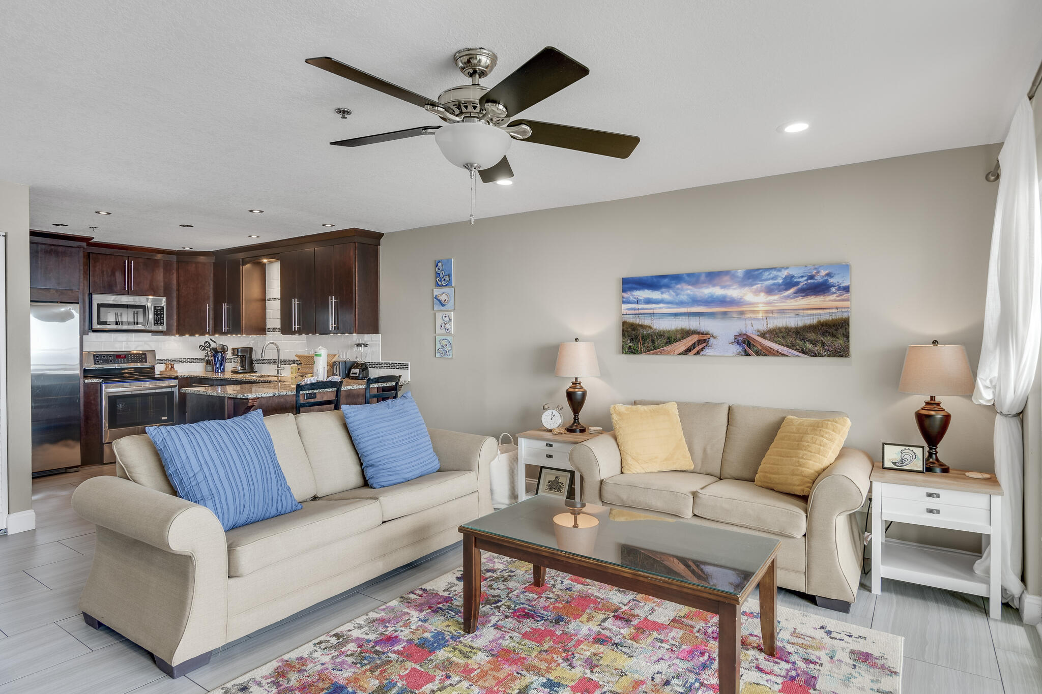 COMMODORE'S RETREAT LIMITED CONDO - Residential