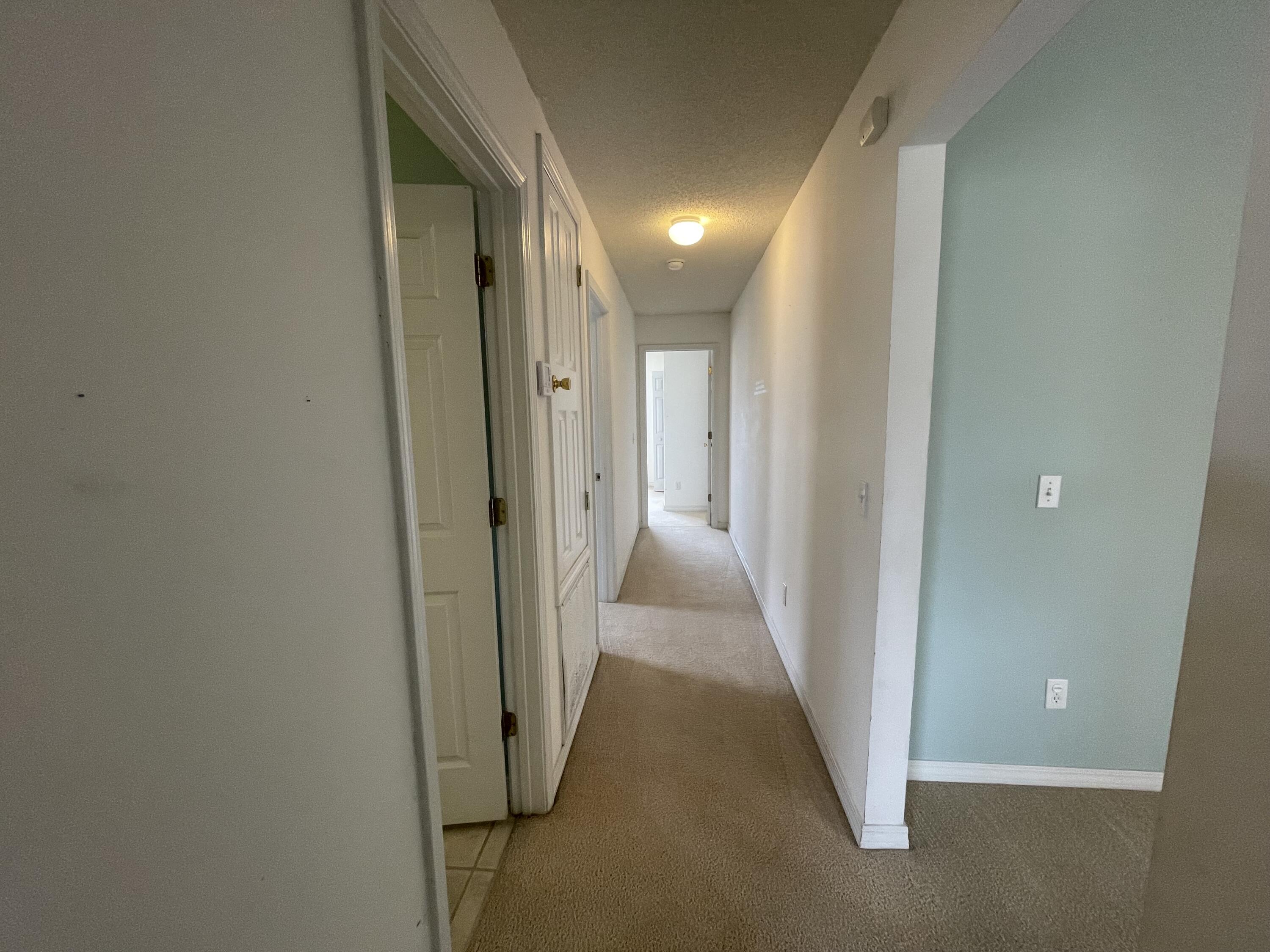 COUNTRYVIEW ESTATES 10TH ADDN - Residential Lease