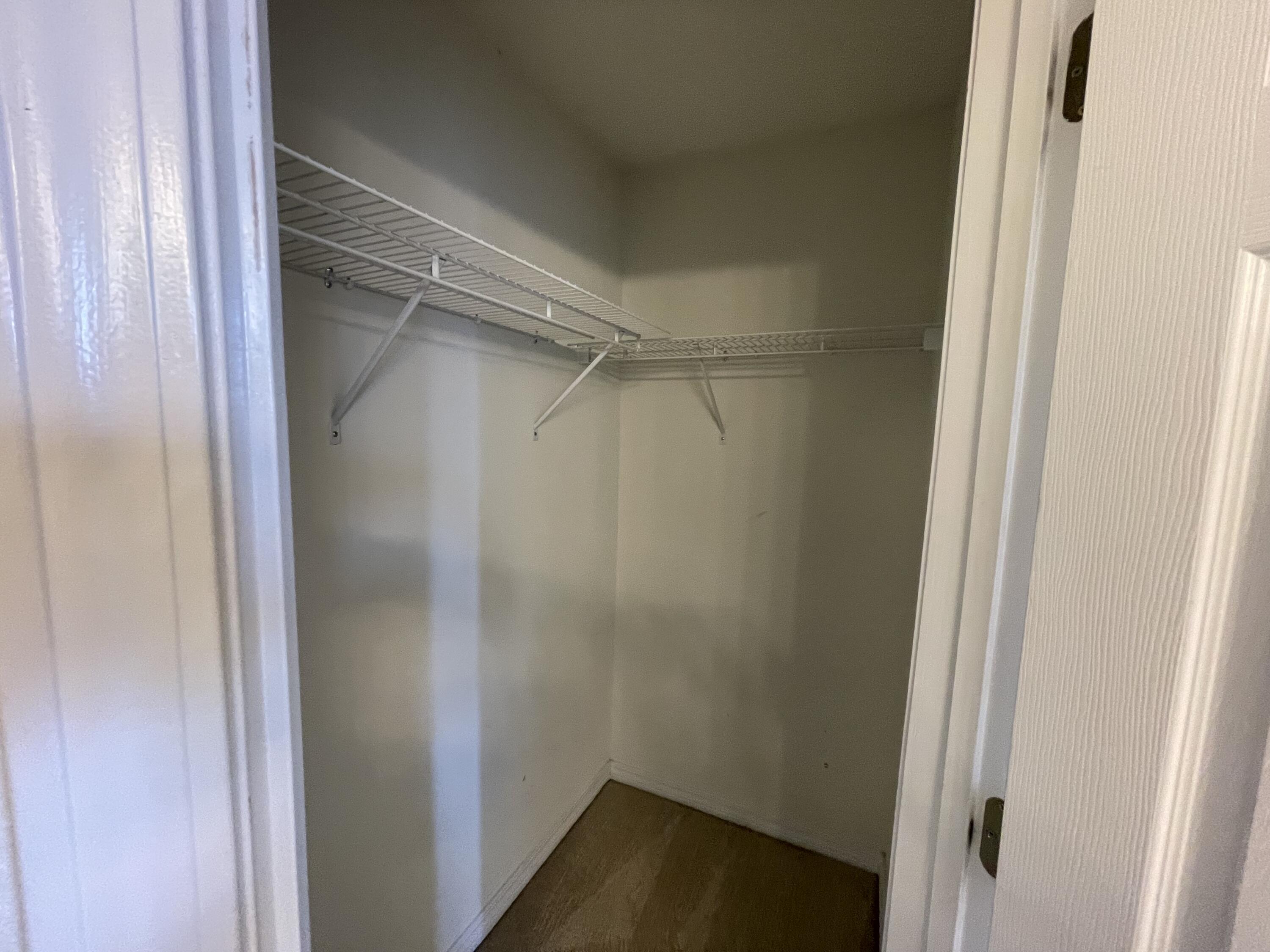 COUNTRYVIEW ESTATES 10TH ADDN - Residential Lease