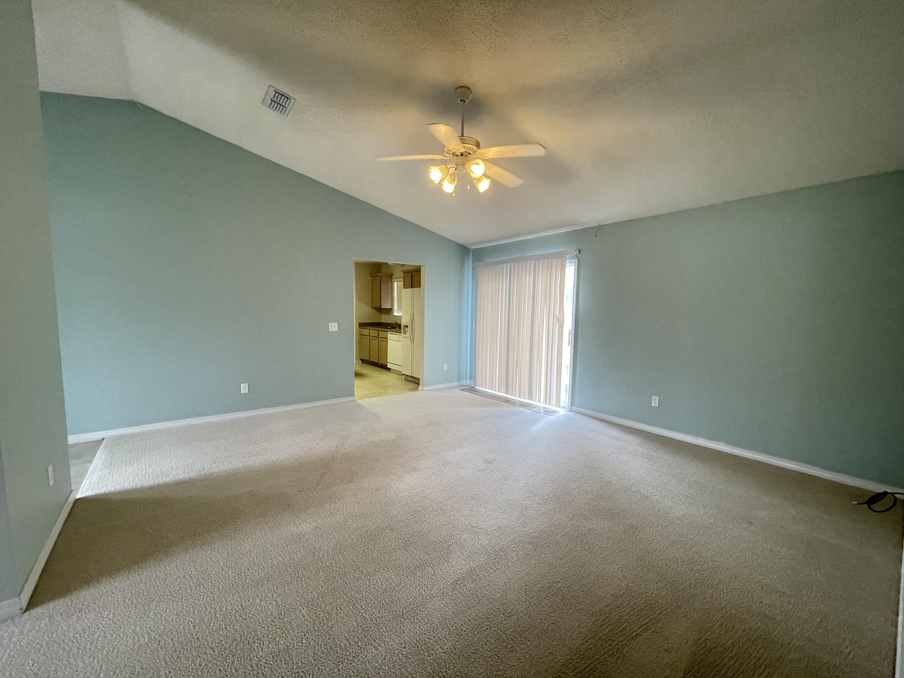COUNTRYVIEW ESTATES 10TH ADDN - Residential Lease