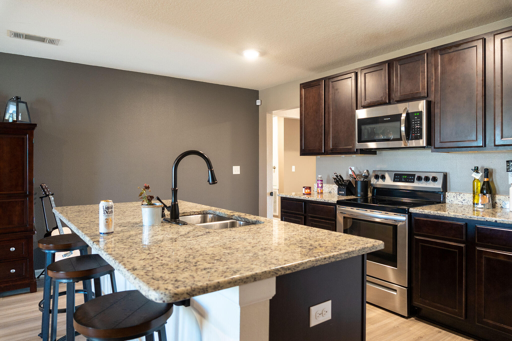 Redstone Commons - Residential Lease