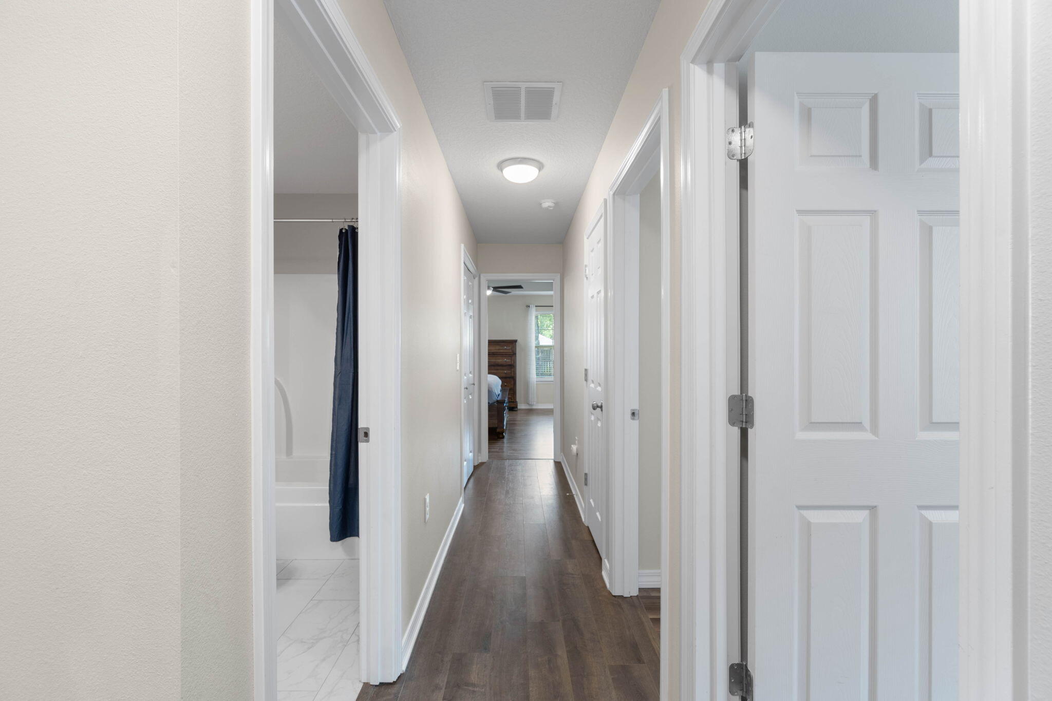 GARDEN CITY - Residential