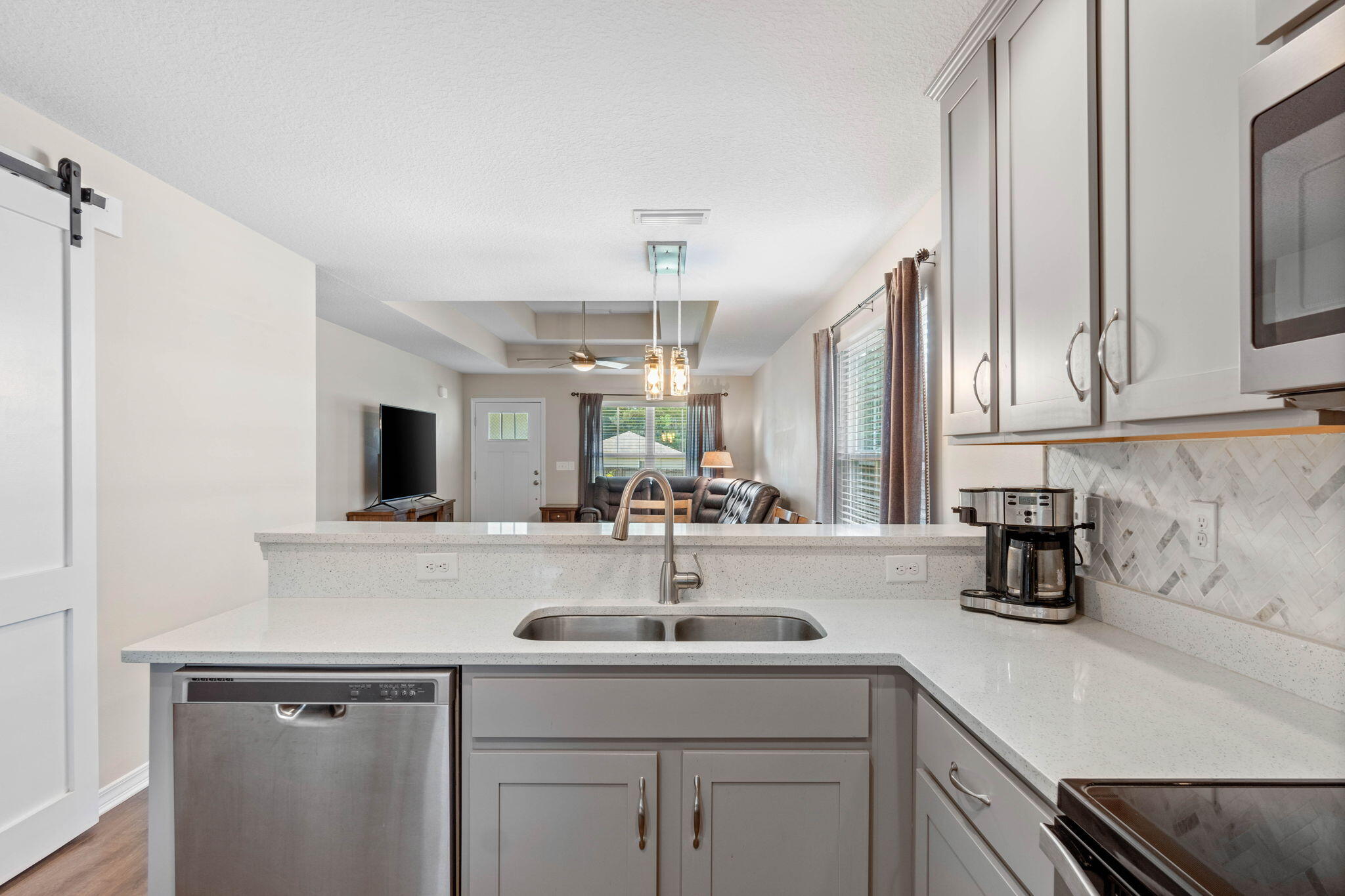 GARDEN CITY - Residential