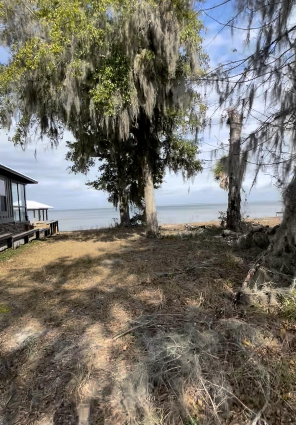 GRAYTON BAYOU - Land