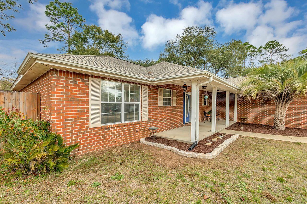 WOODBURY FOREST - Residential